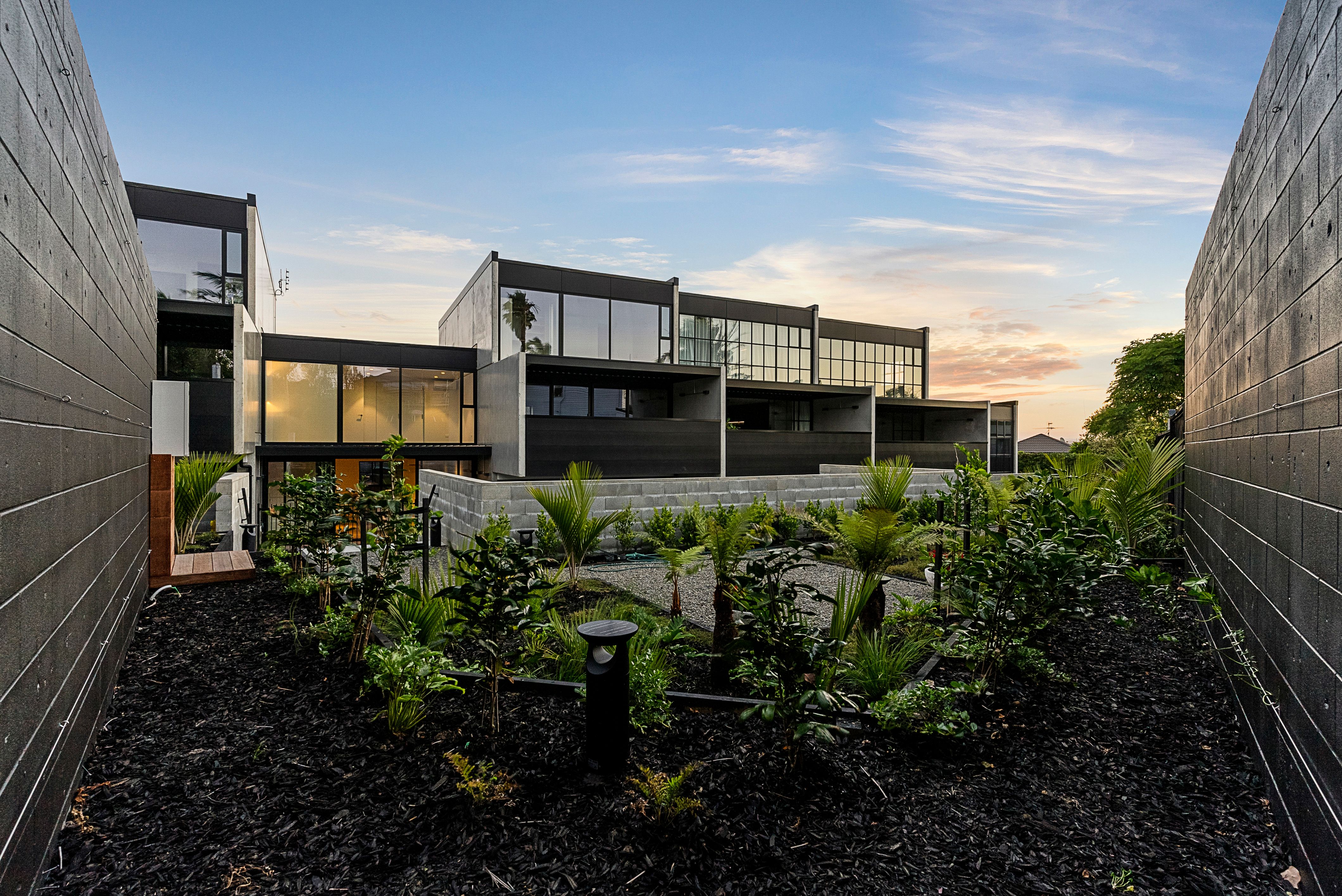 4/279 Lake Road, Takapuna, North Shore City