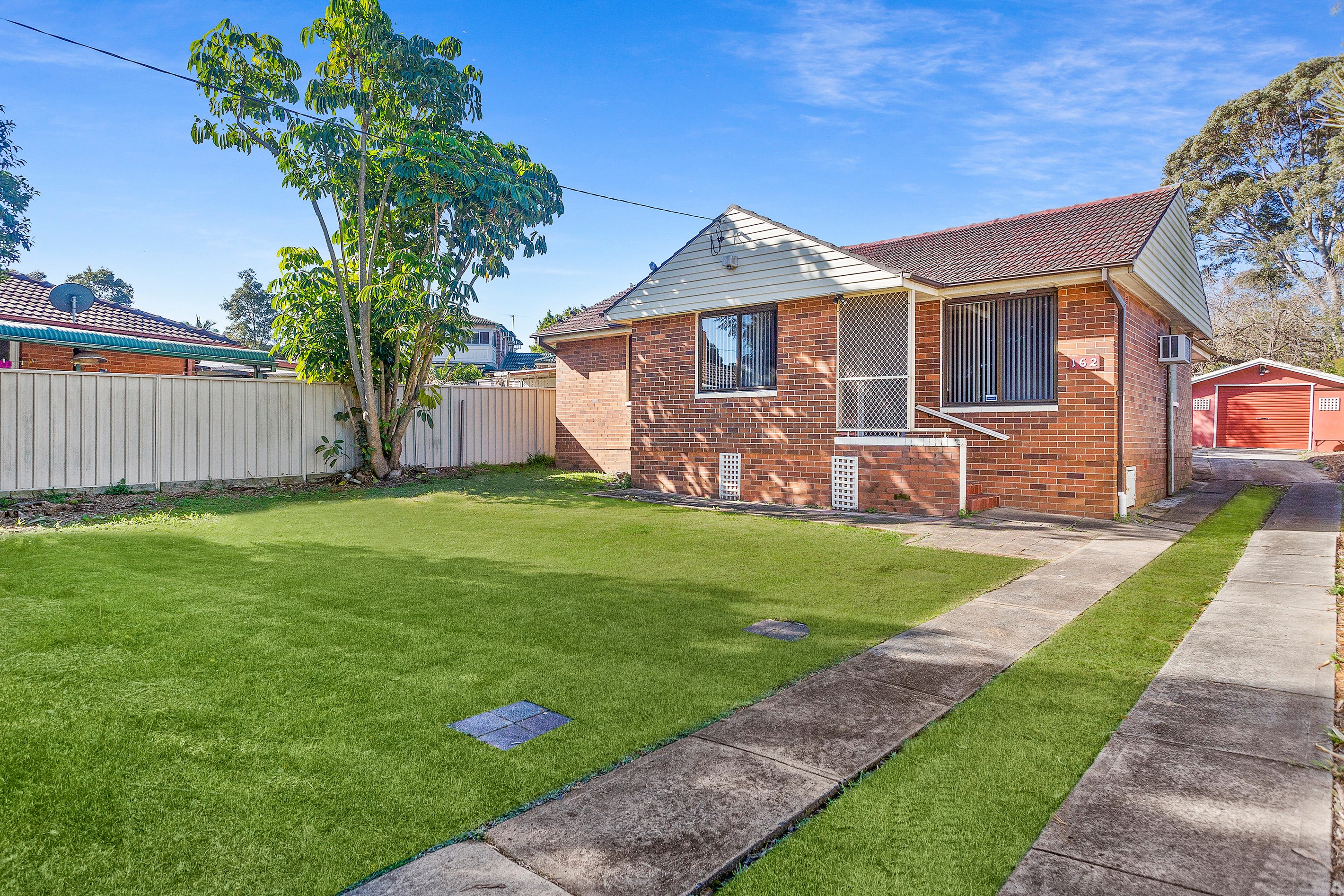 162 Belmore Road North, Riverwood, NSW 2210