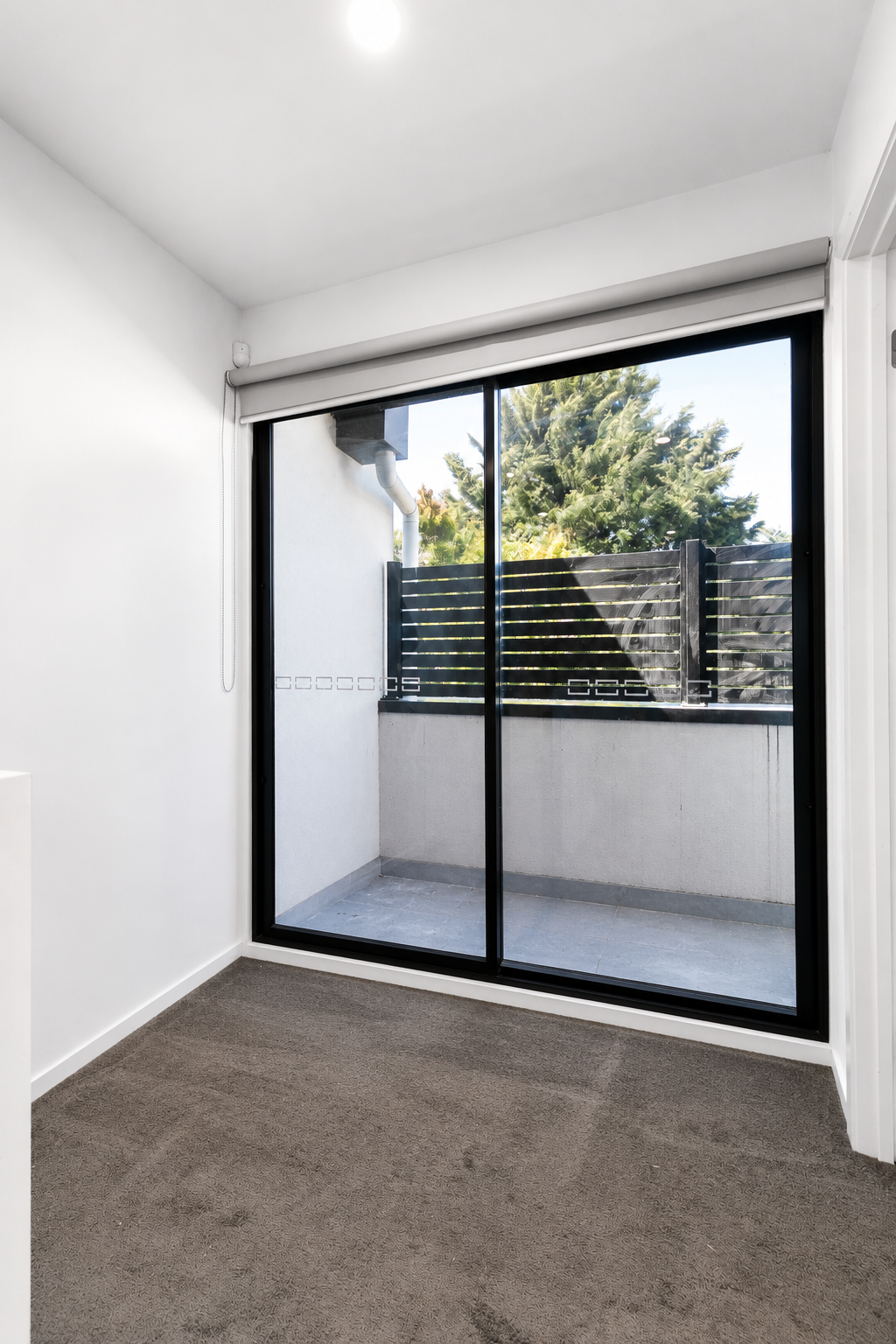 2/110 Waranga Crescent — photo 8 of 12