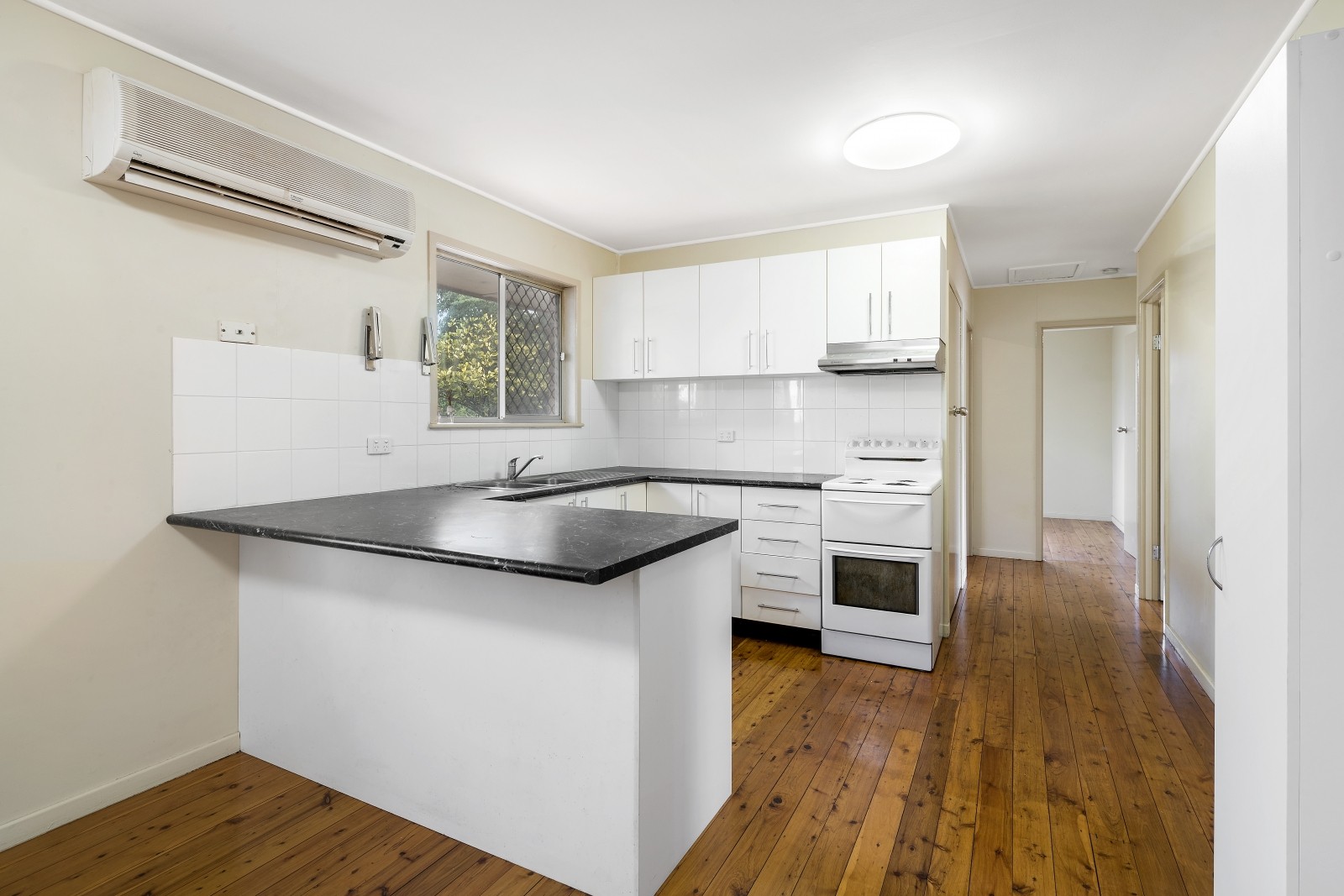 12 Quelch Street, Rockville, QLD 4350
