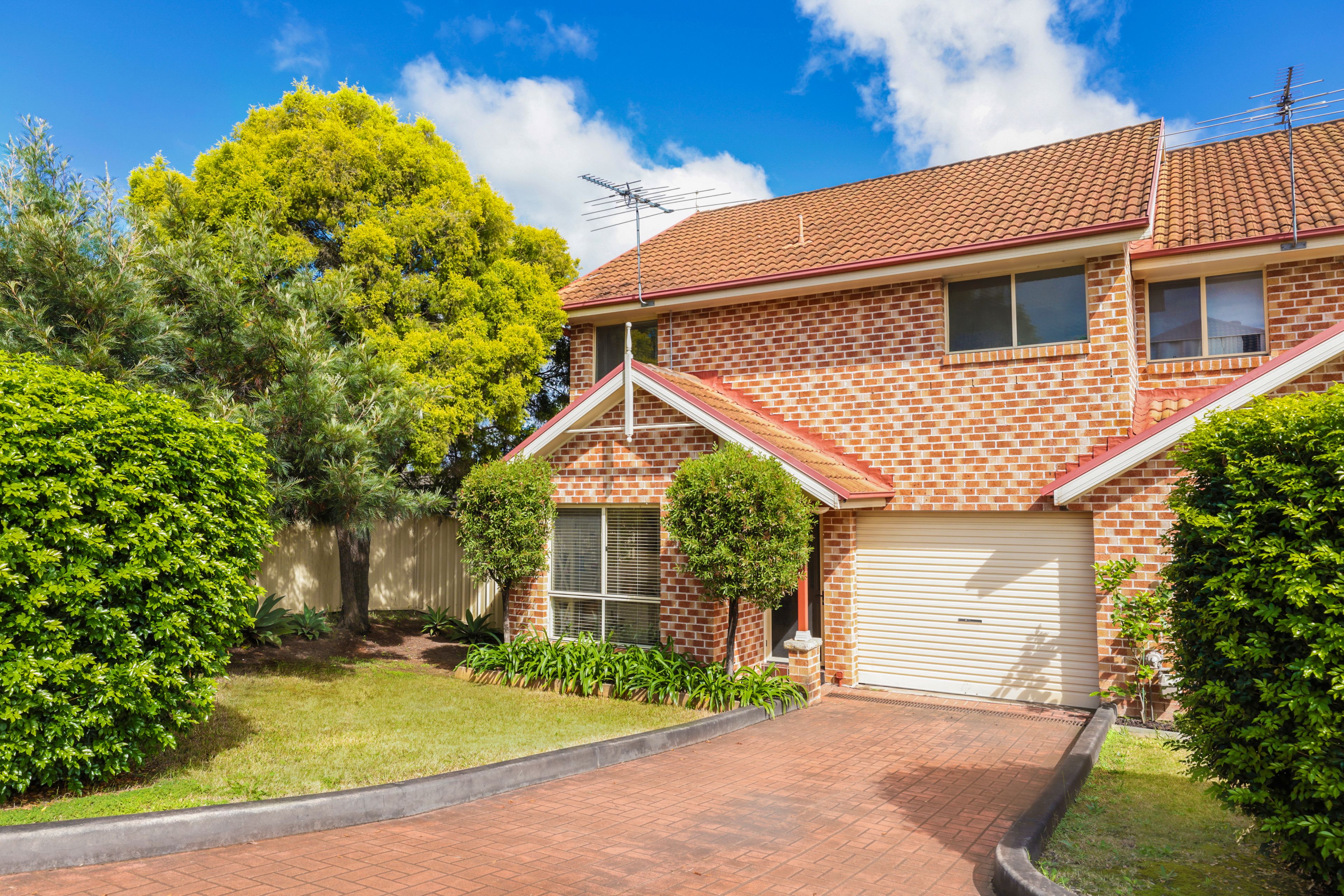 113 The Lakes Drive, Glenmore Park NSW 2745
