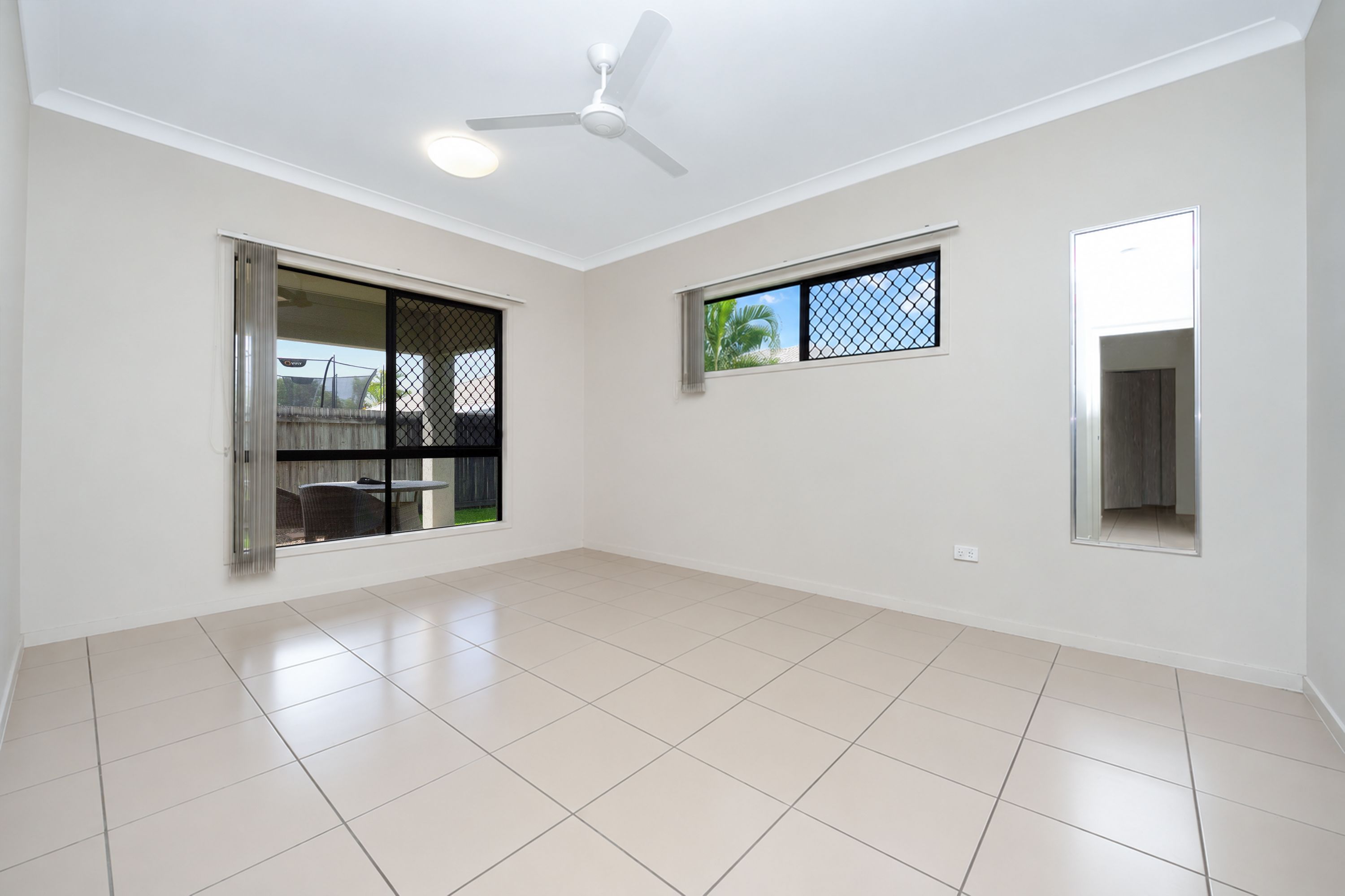 21 Rowley Place — photo 11 of 14