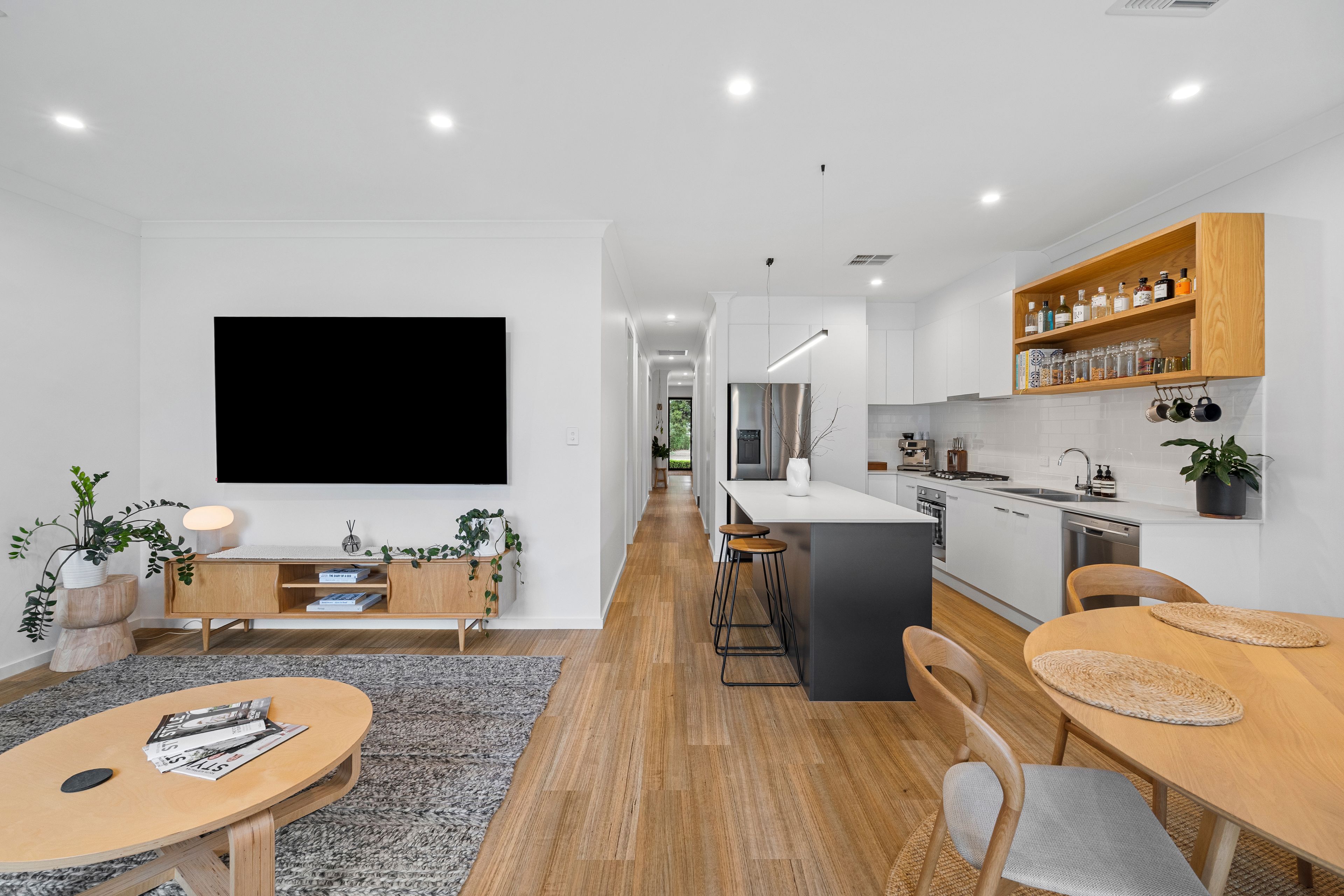 10 Parsons Grove, Park Holme, SA 5043