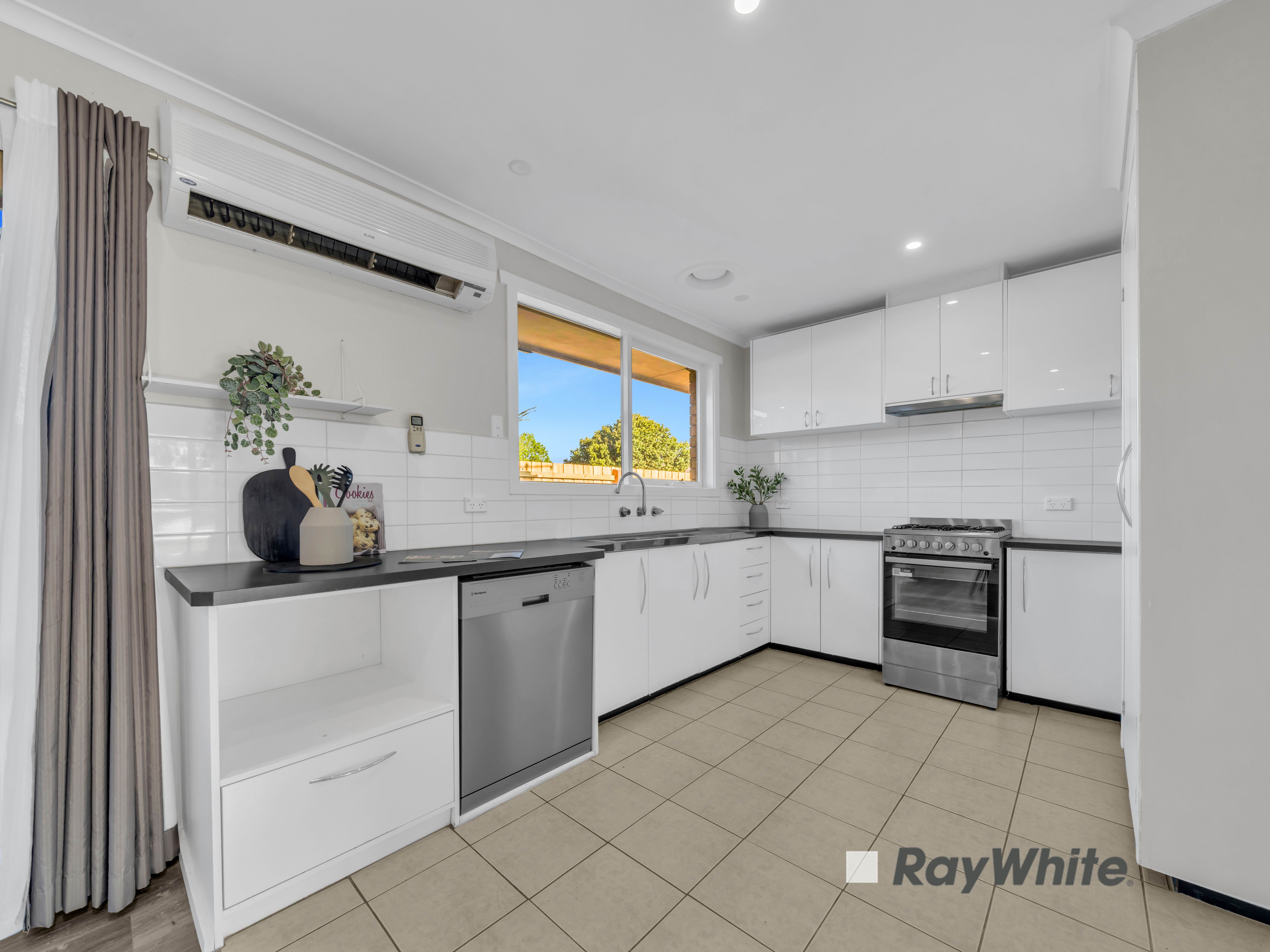 2 Bunbury Avenue — photo 8 of 27