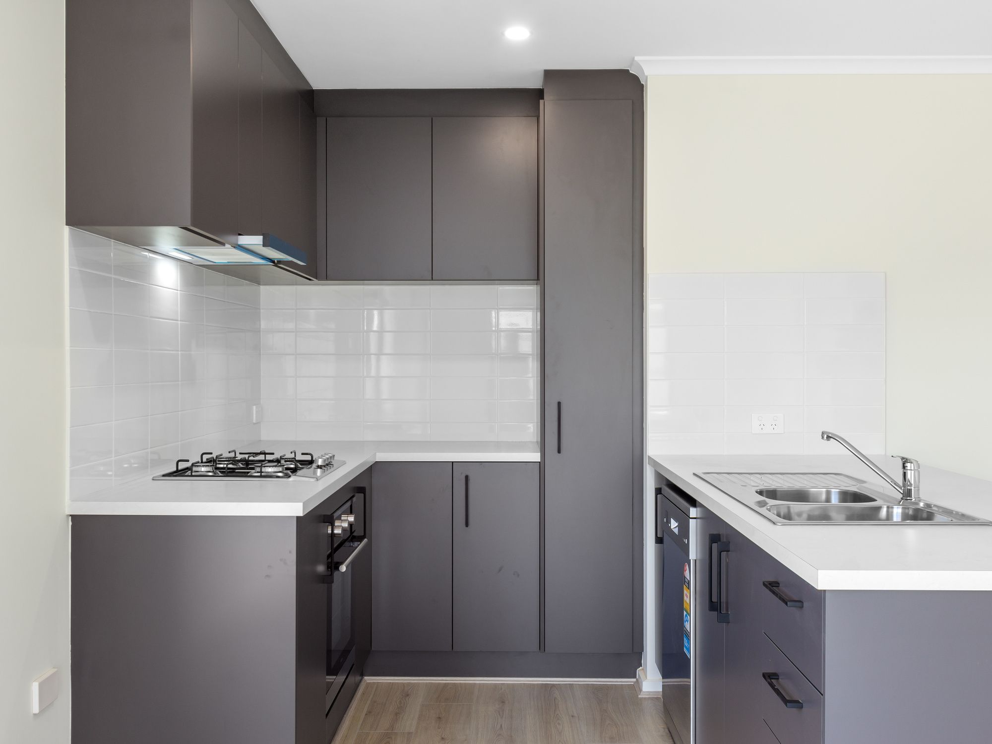 61 Edgecombe Road — photo 5 of 14