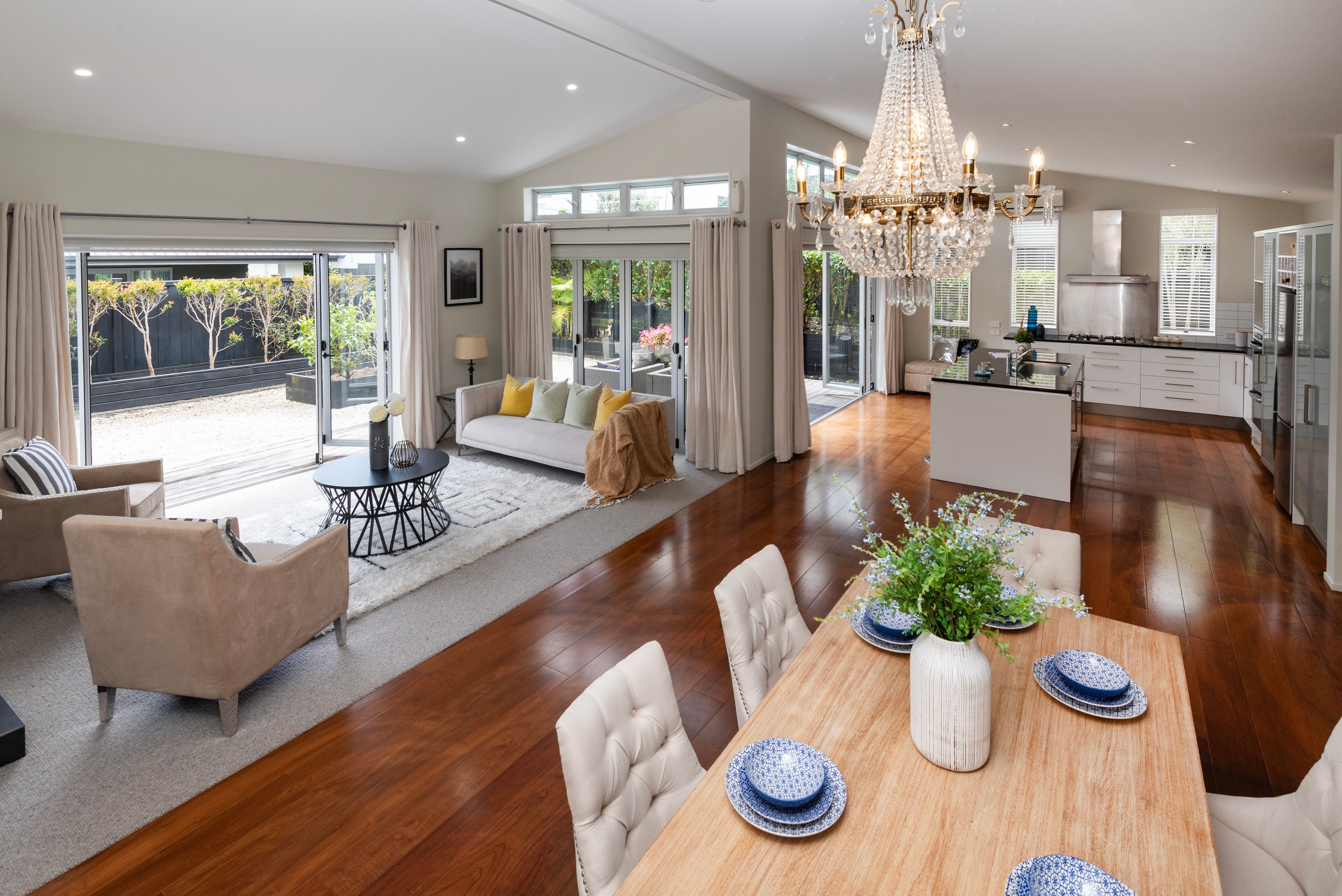 12 Tranquility Rise, Mellons Bay, Manukau City 2014 Sold House Ray