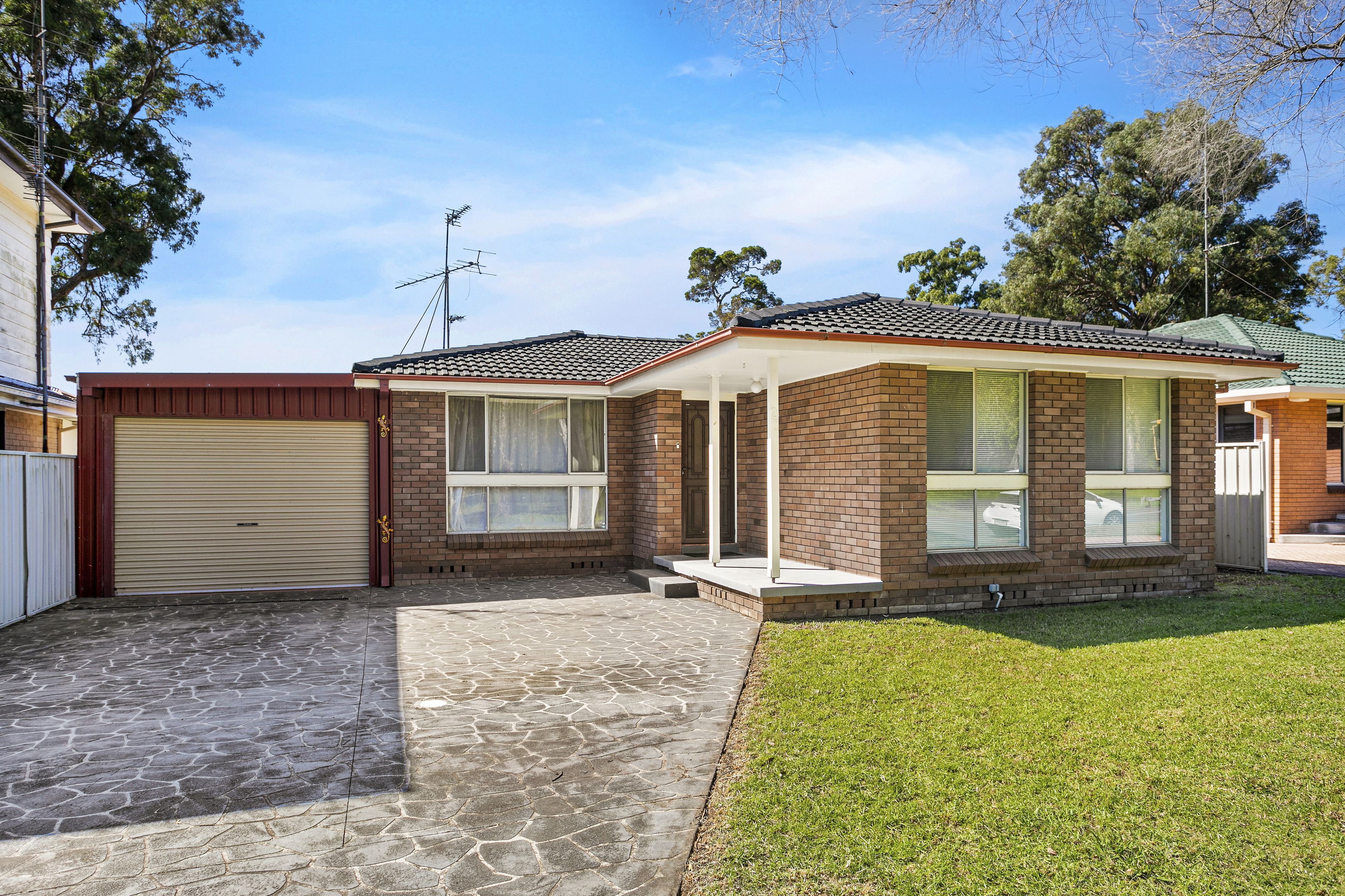 27 Croome Road, Albion Park Rail NSW 2527