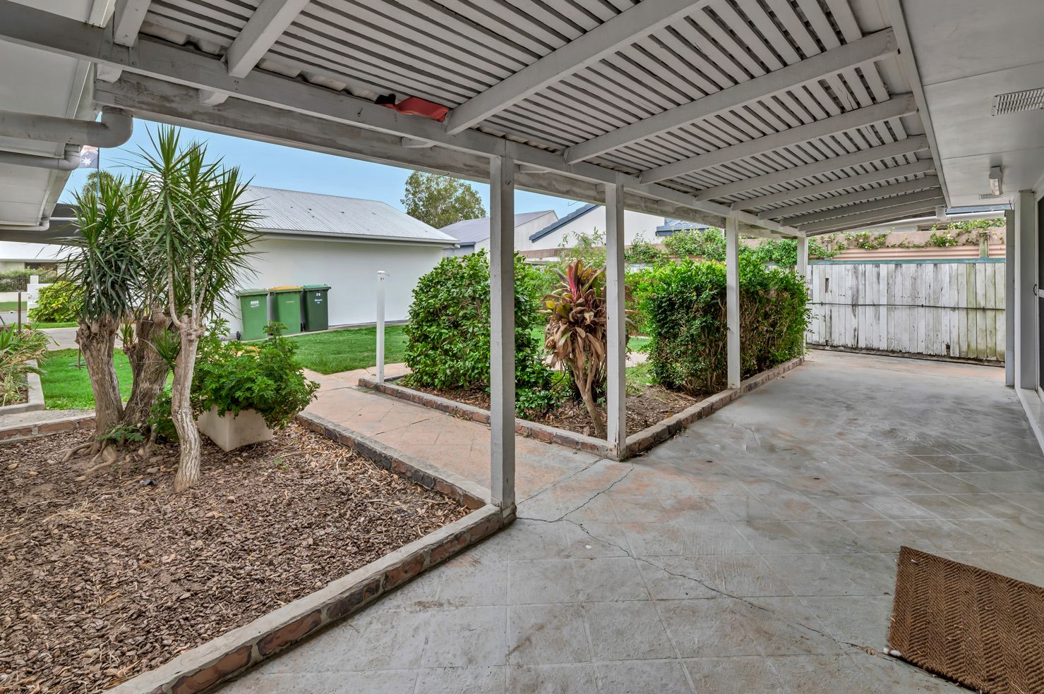 38 Simbai Street, Runaway Bay, QLD 4216