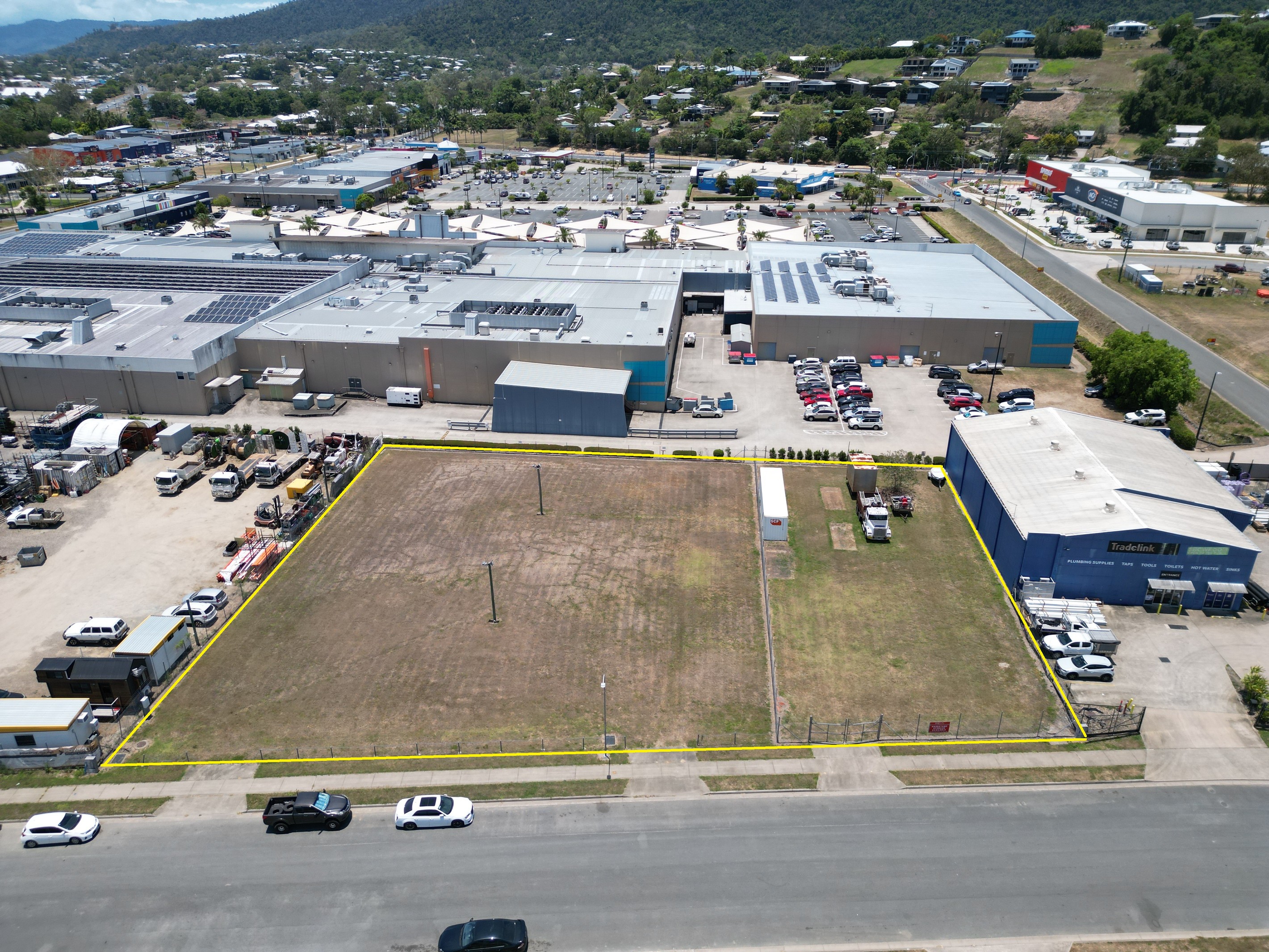 9-11 Myer Lasky Drive, Cannonvale, QLD 4802