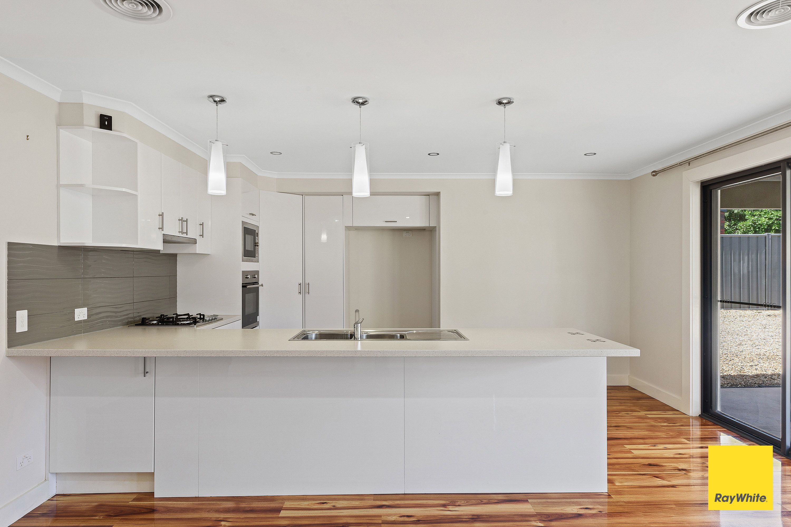 96 Harley Street, Strathdale, VIC 3550