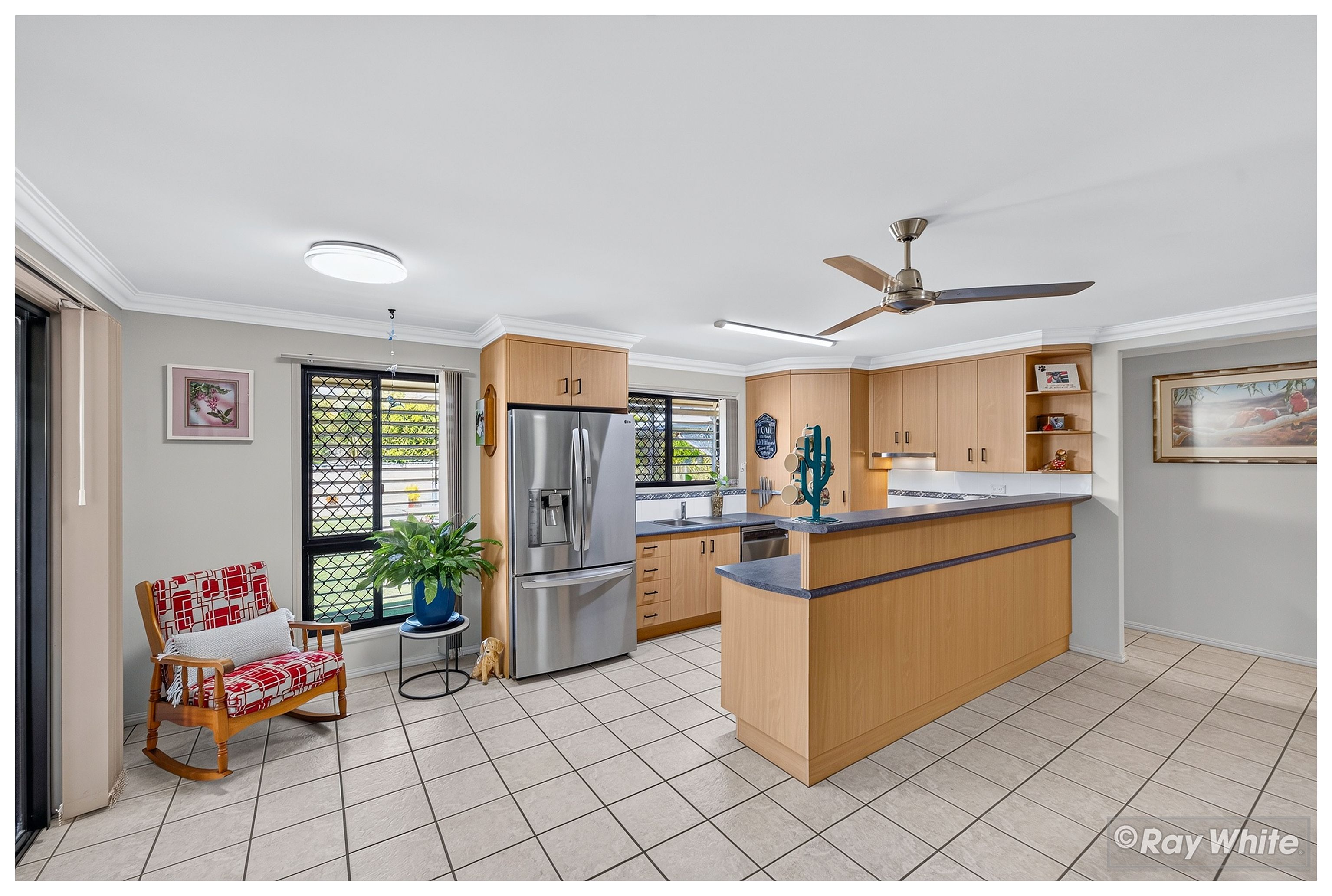 43 Rosewood Avenue — photo 3 of 30
