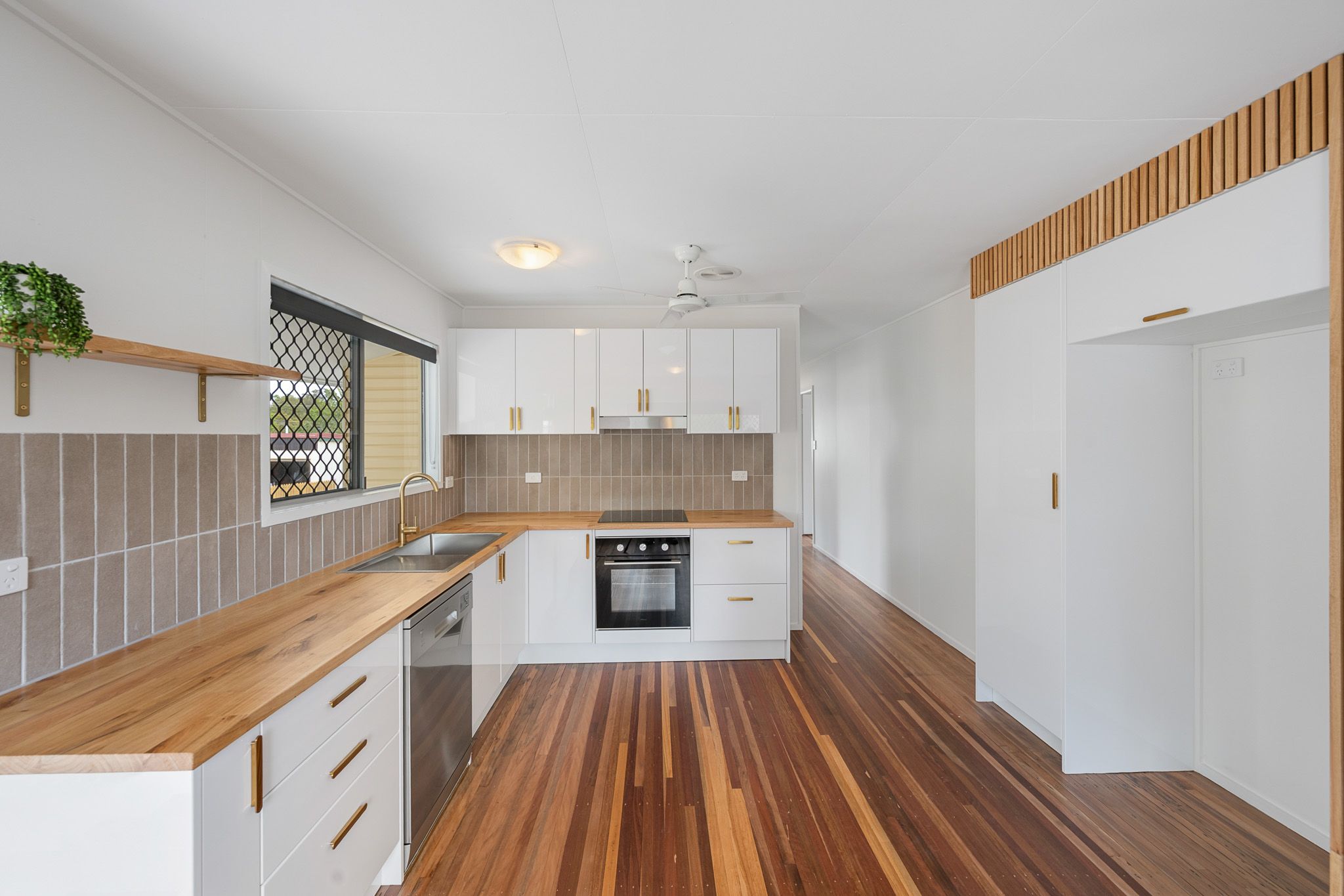 8 Dalton Street — photo 9 of 23