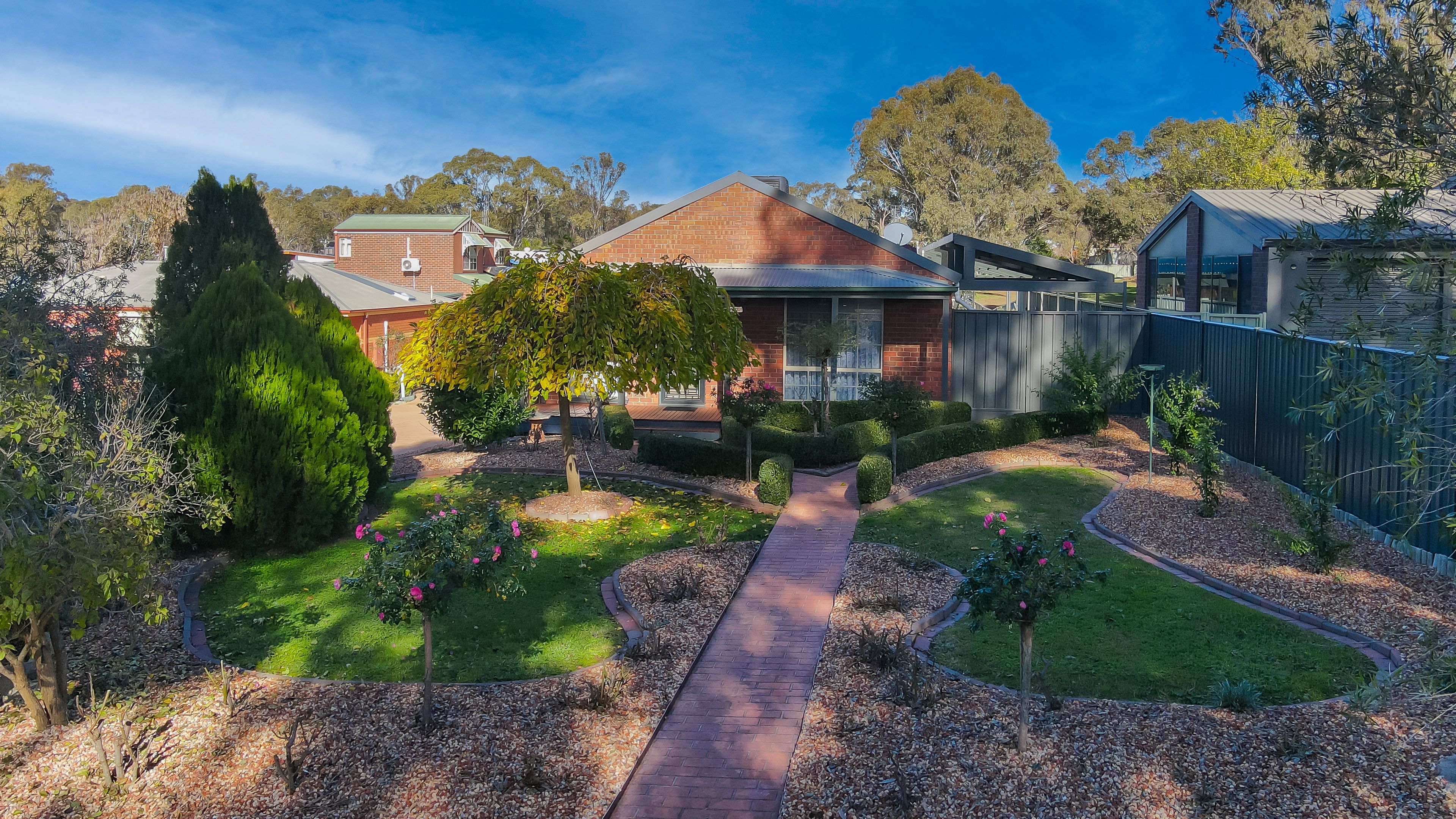 10/18 Lowe Street, Kangaroo Flat, VIC 3555