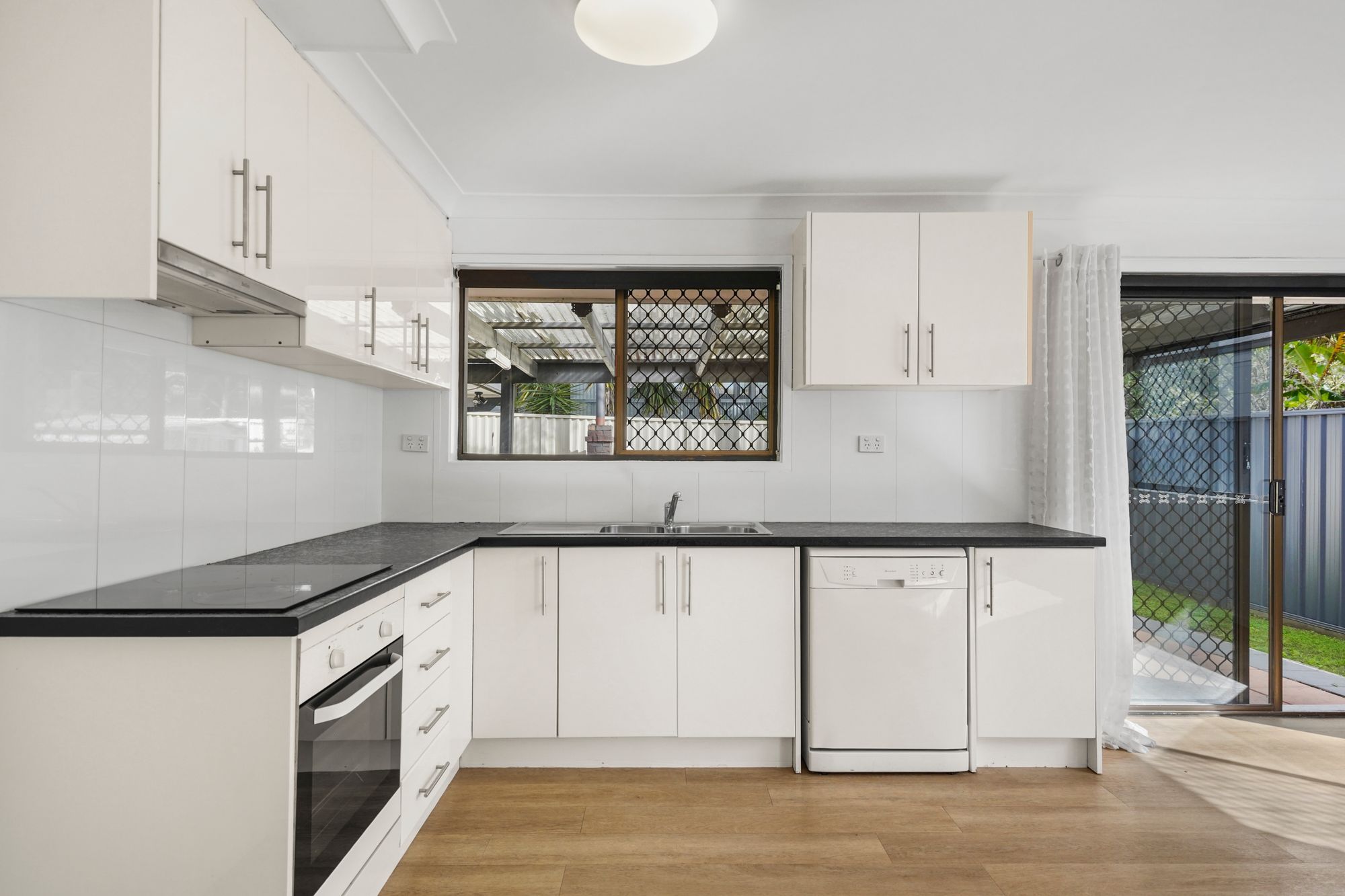 37 Parliament Street — photo 4 of 25