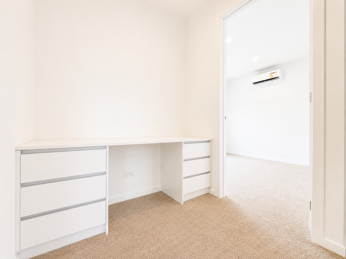 3/43 Dumbarton Street — photo 8 of 14