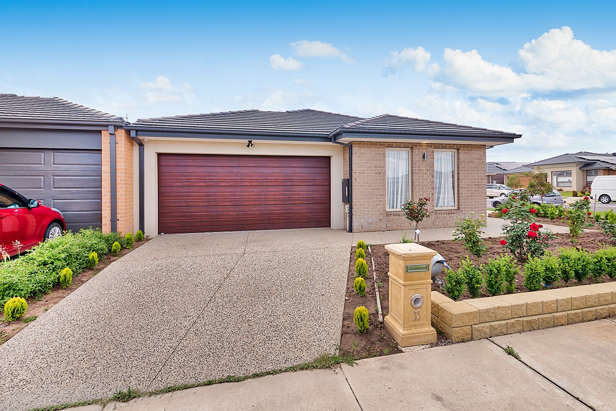 35 Grandvista Crescent, Cranbourne West, VIC 3977
