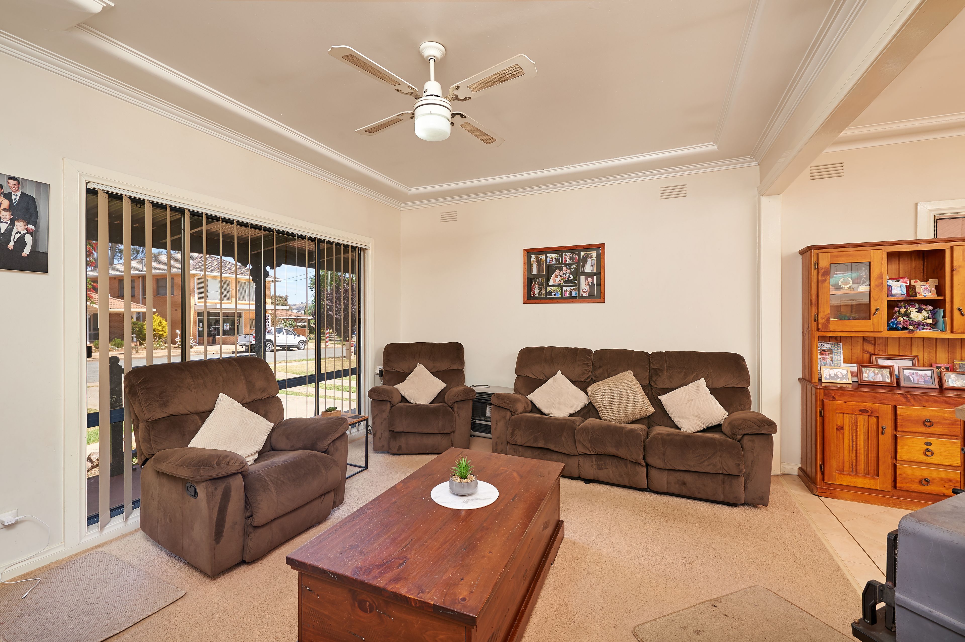 9 Ceduna Avenue, Mount Austin, NSW 2650