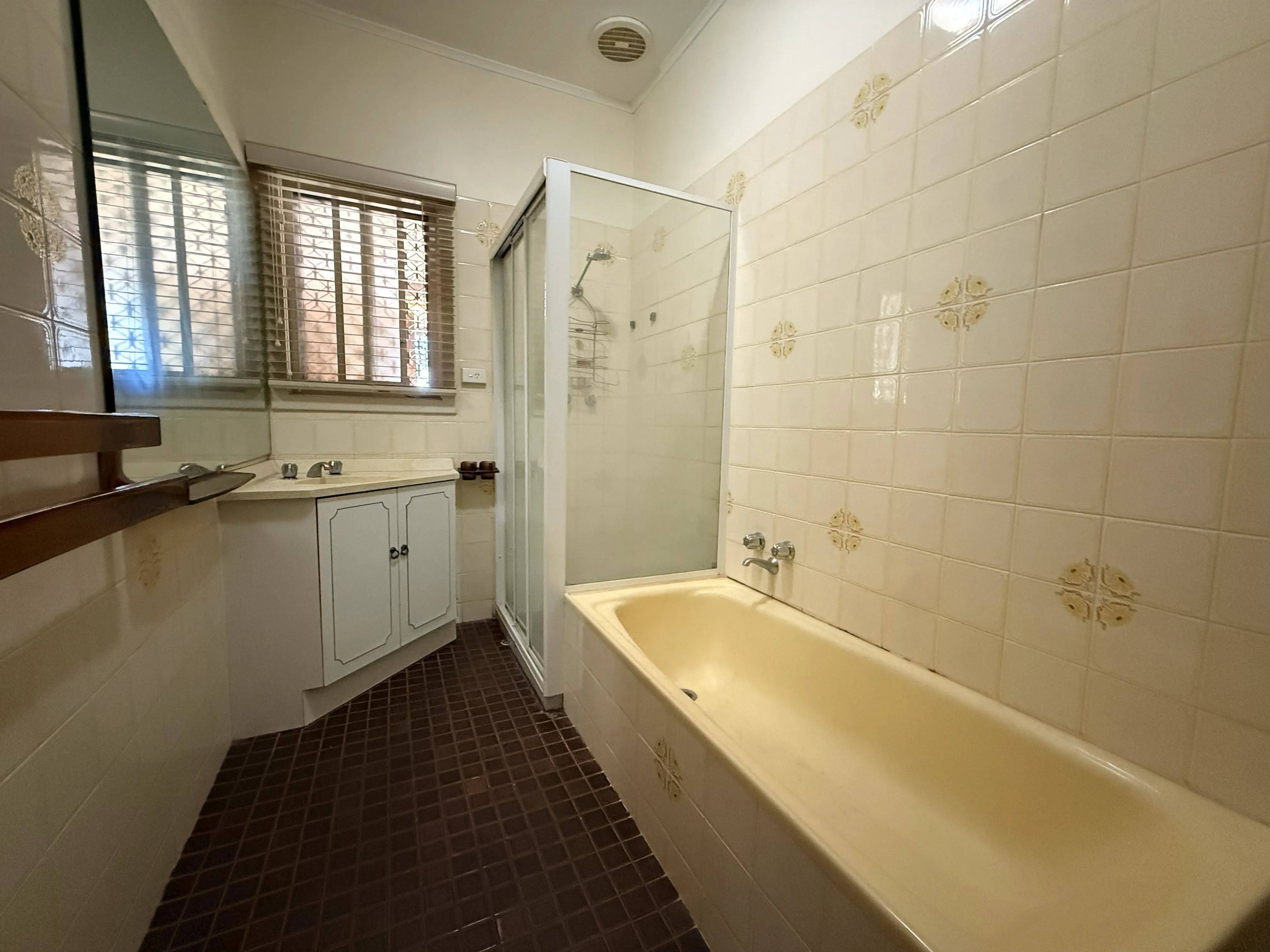 19 Edinburgh Terrace — photo 4 of 8