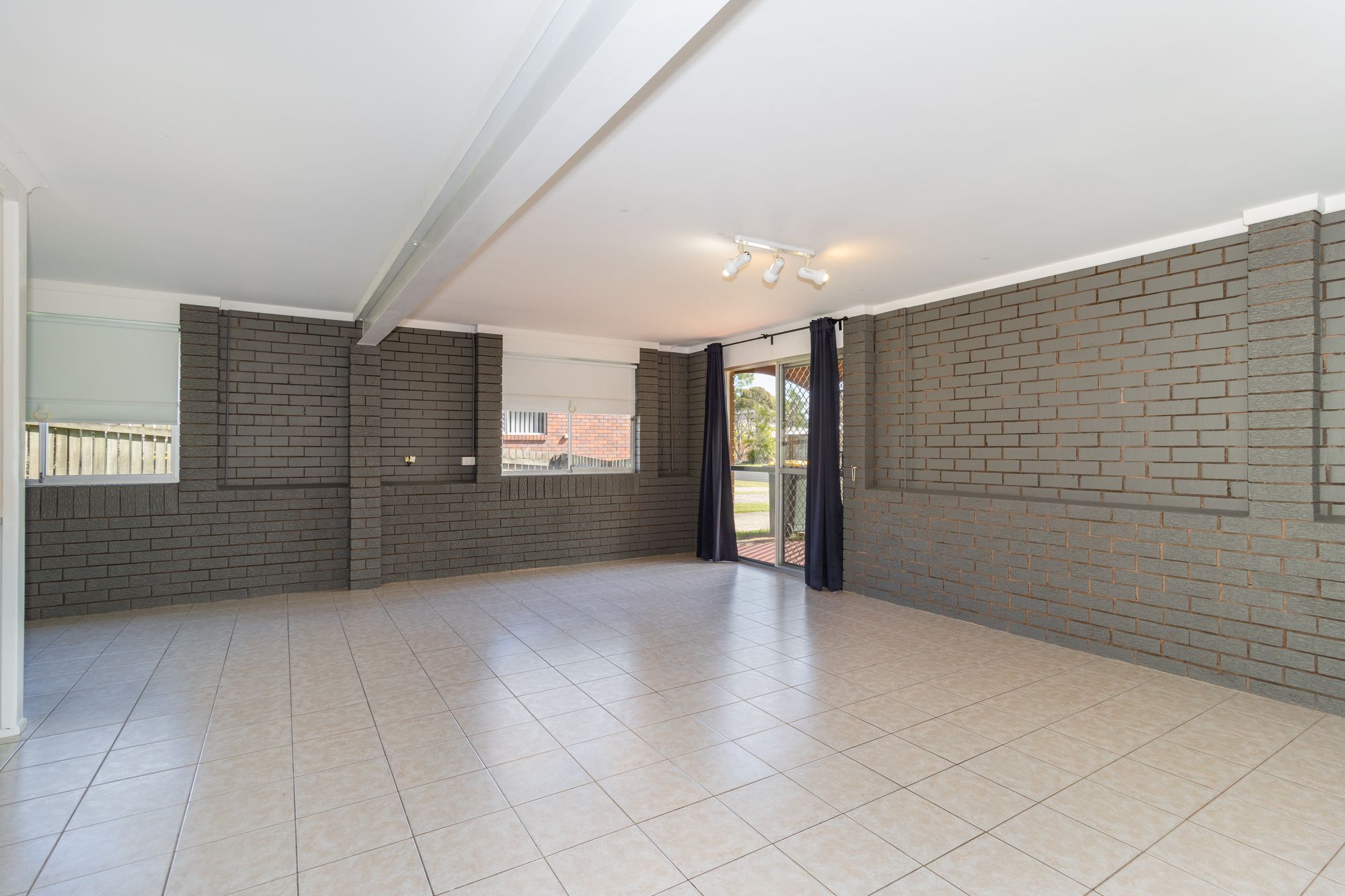 80 Lauren Street, Urangan, QLD 4655