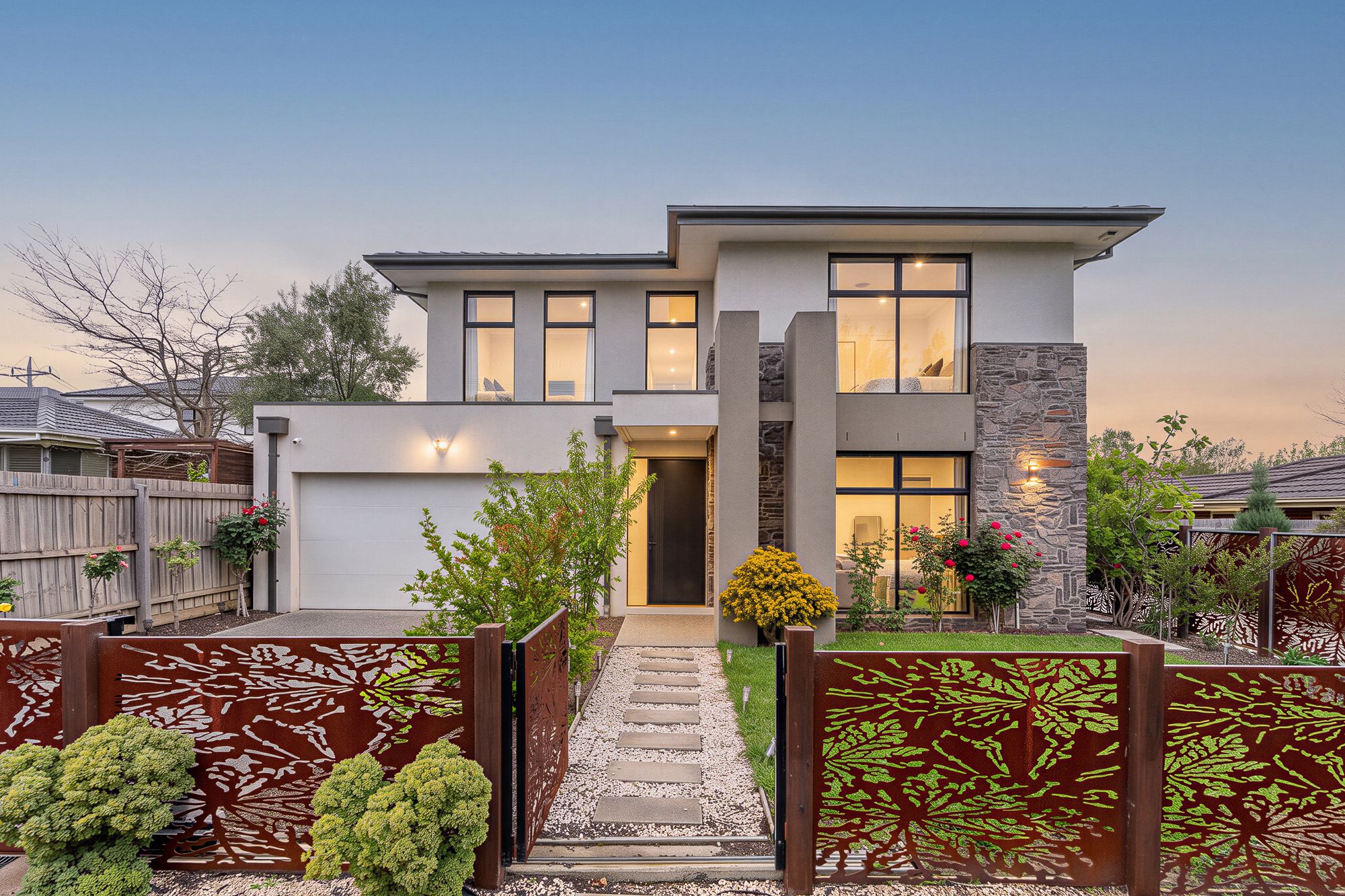 1/72 Willow Avenue — photo from Ray White Box Hill