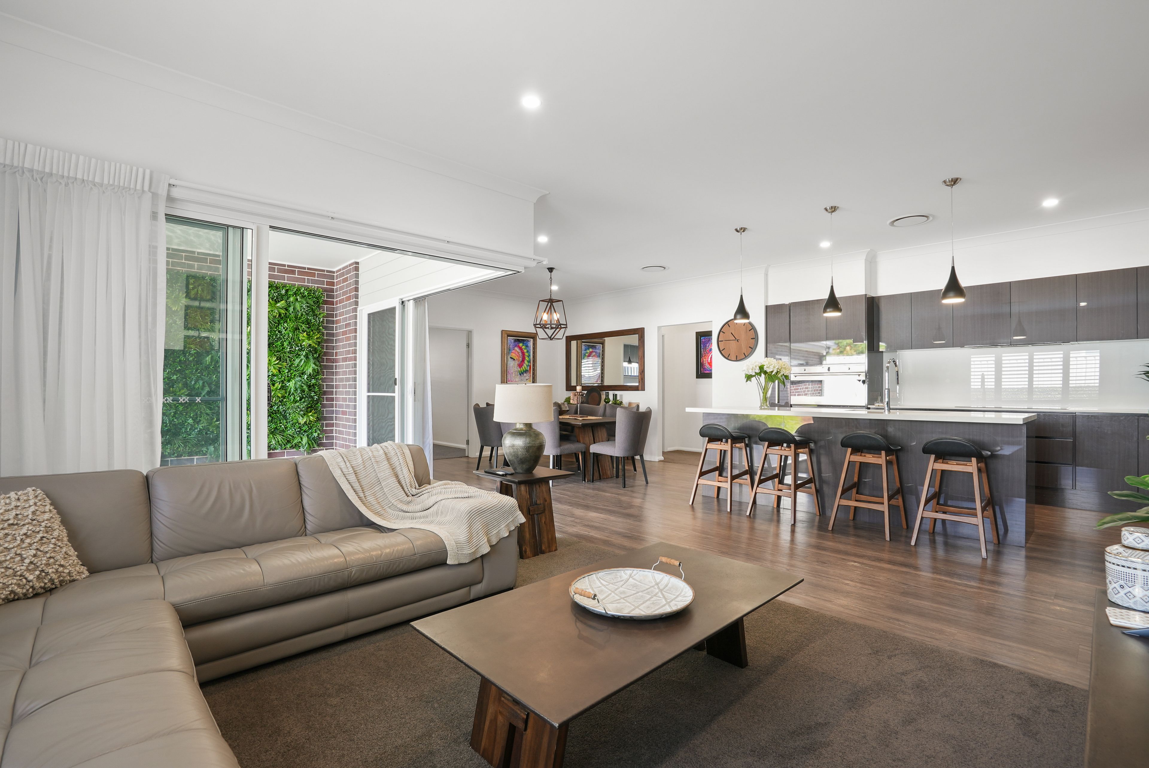 64 Wamara Crescent — photo 5 of 15