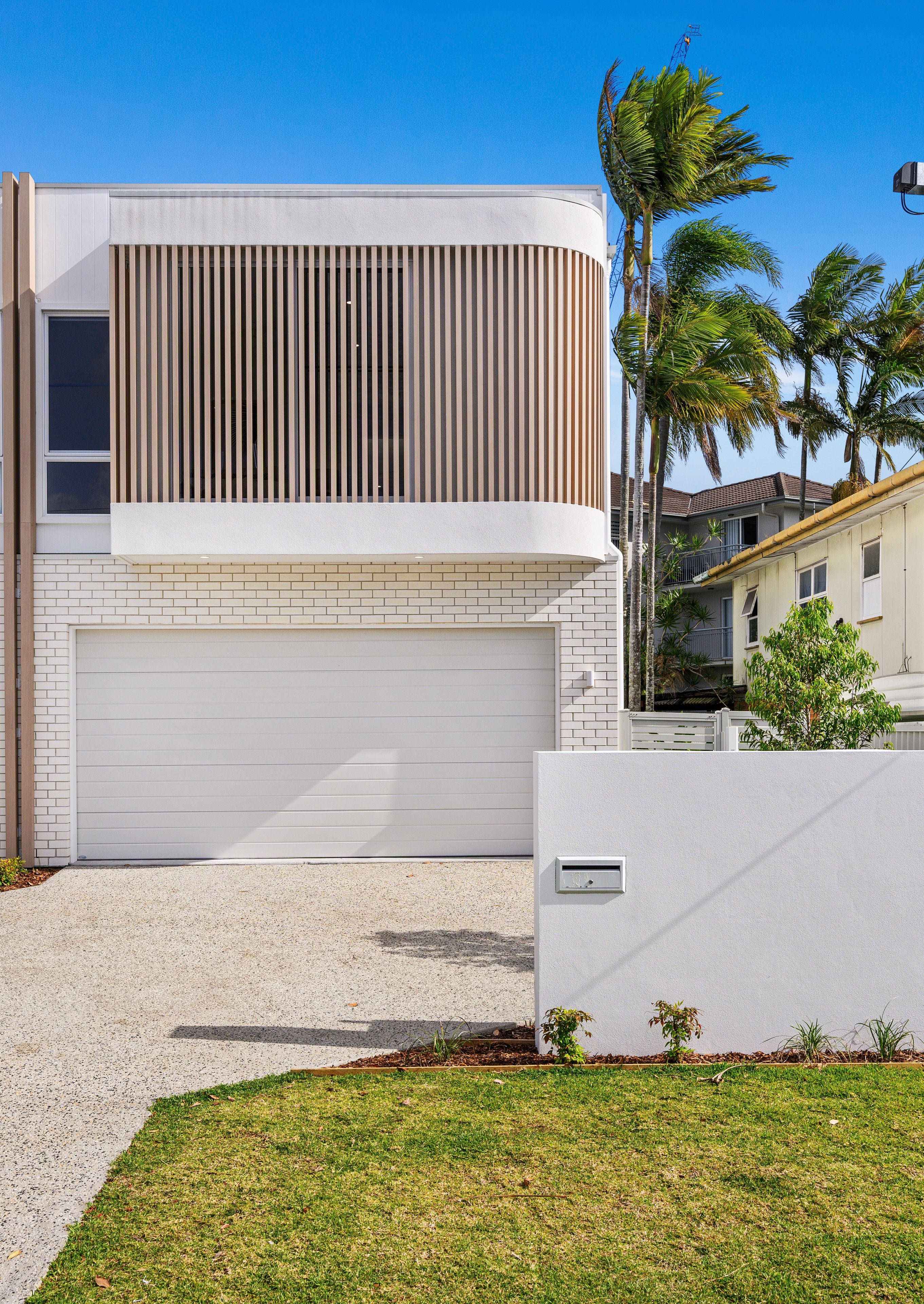 1/8 Cawthray Street, Biggera Waters, QLD 4216