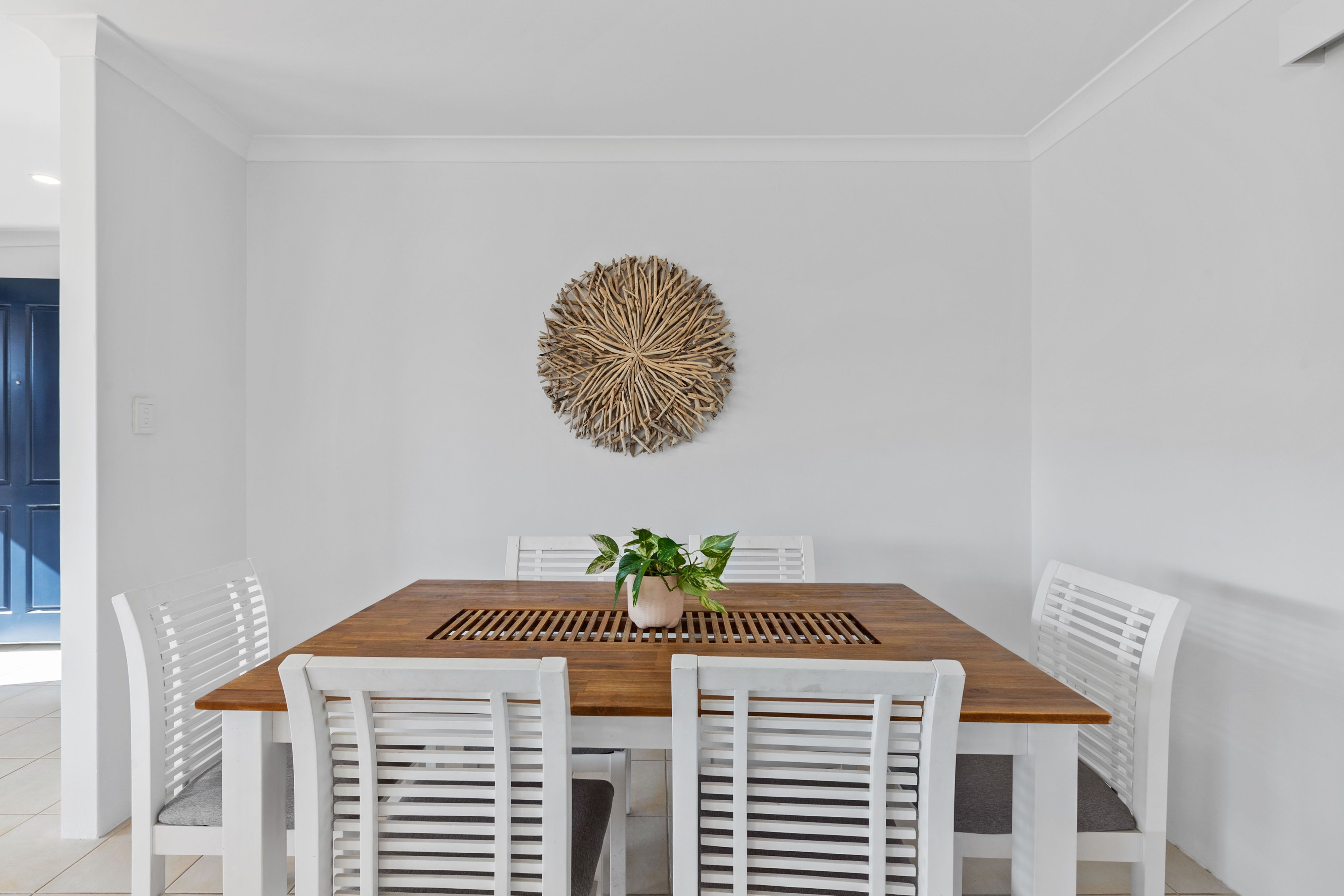 28A Russell Road — photo 6 of 25