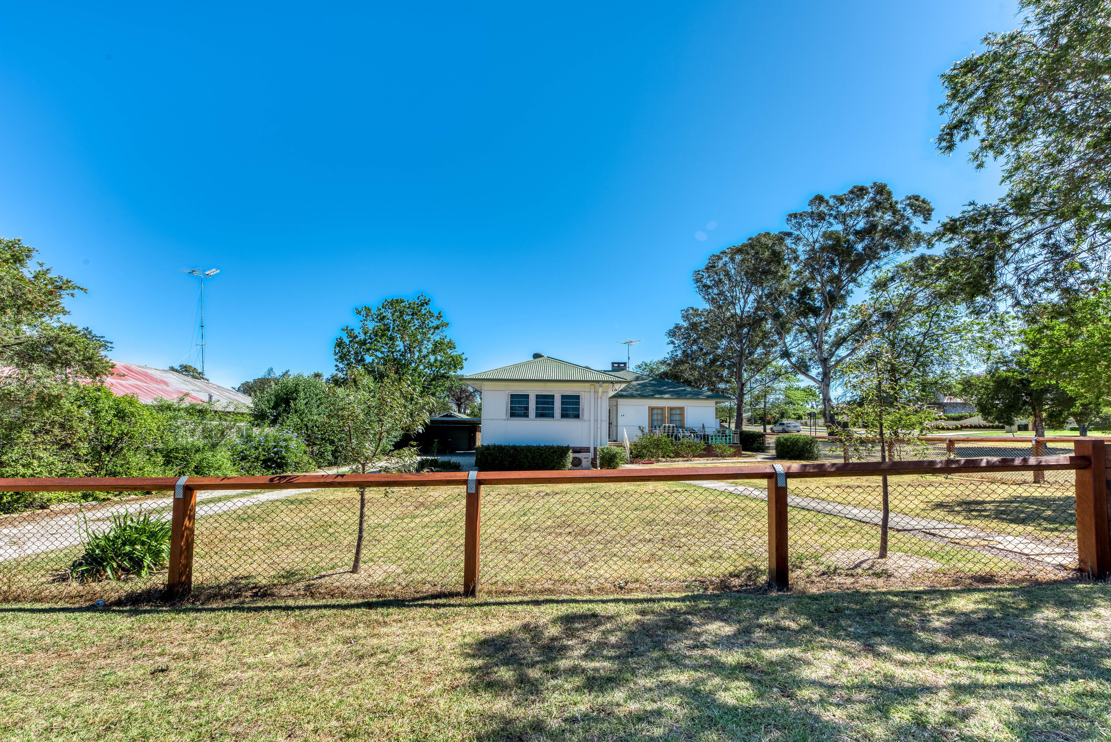 15 Antill Street