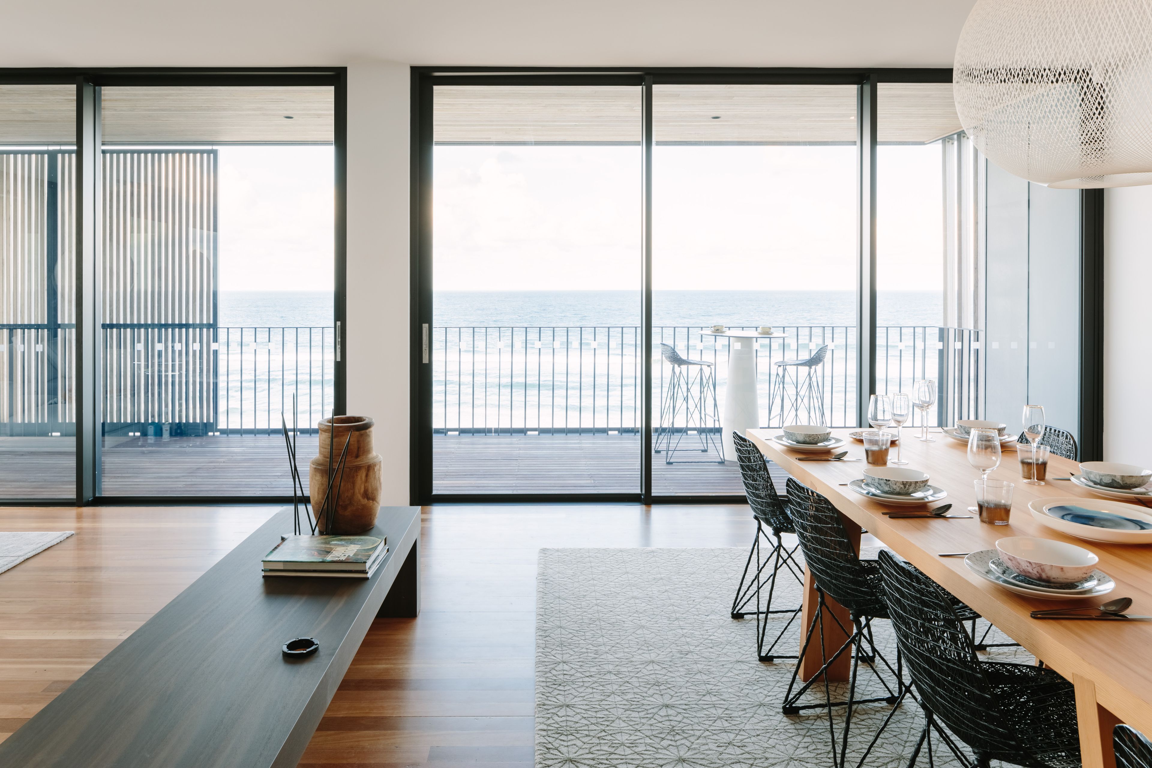 2/3565 Main Beach Parade, Main Beach, QLD 4217
