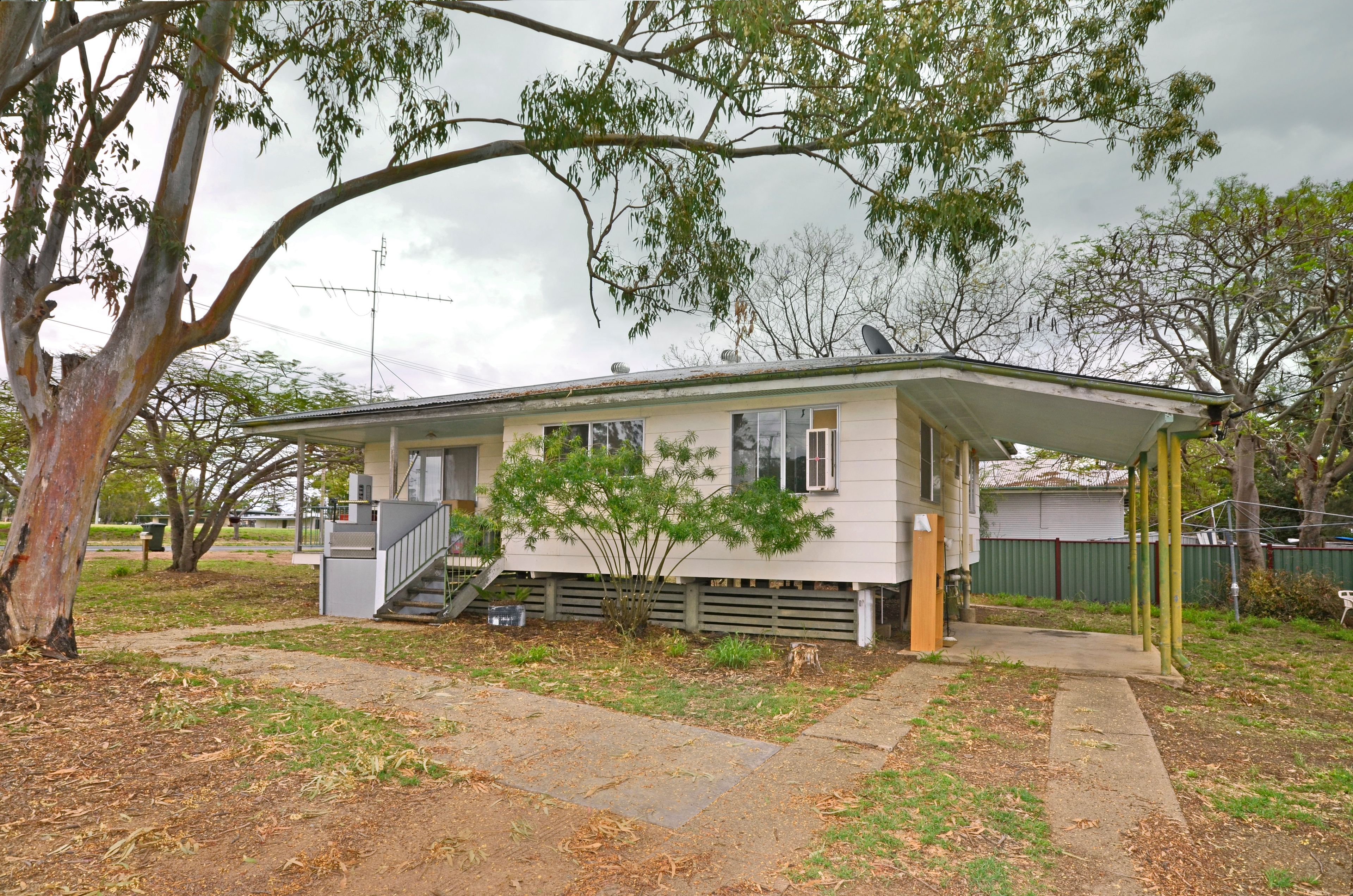42 State Farm Road, Biloela QLD 4715
