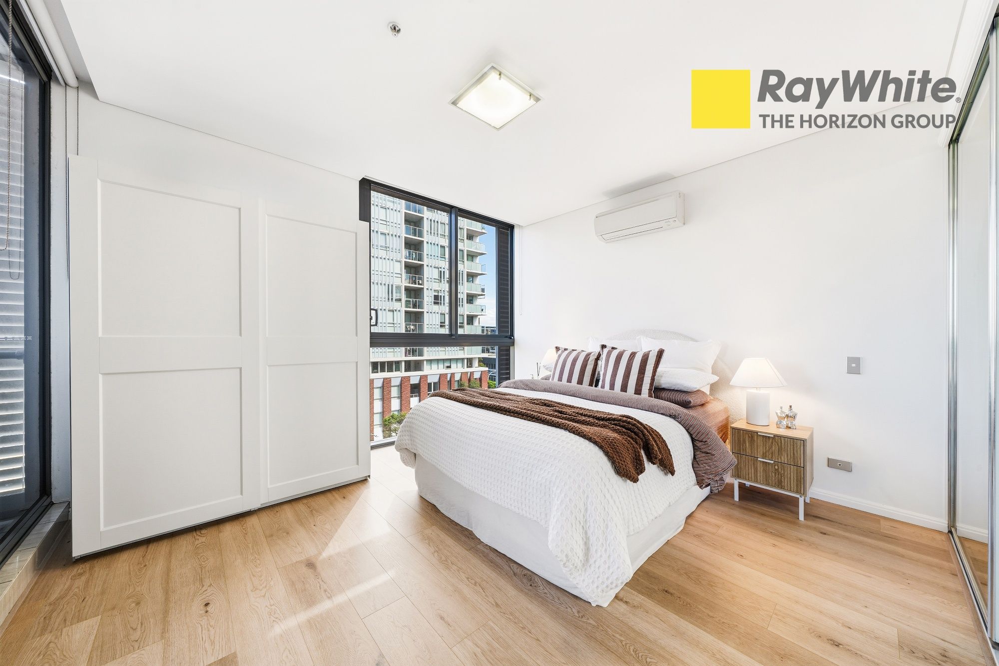 531/20 Gadigal Avenue — photo 4 of 20