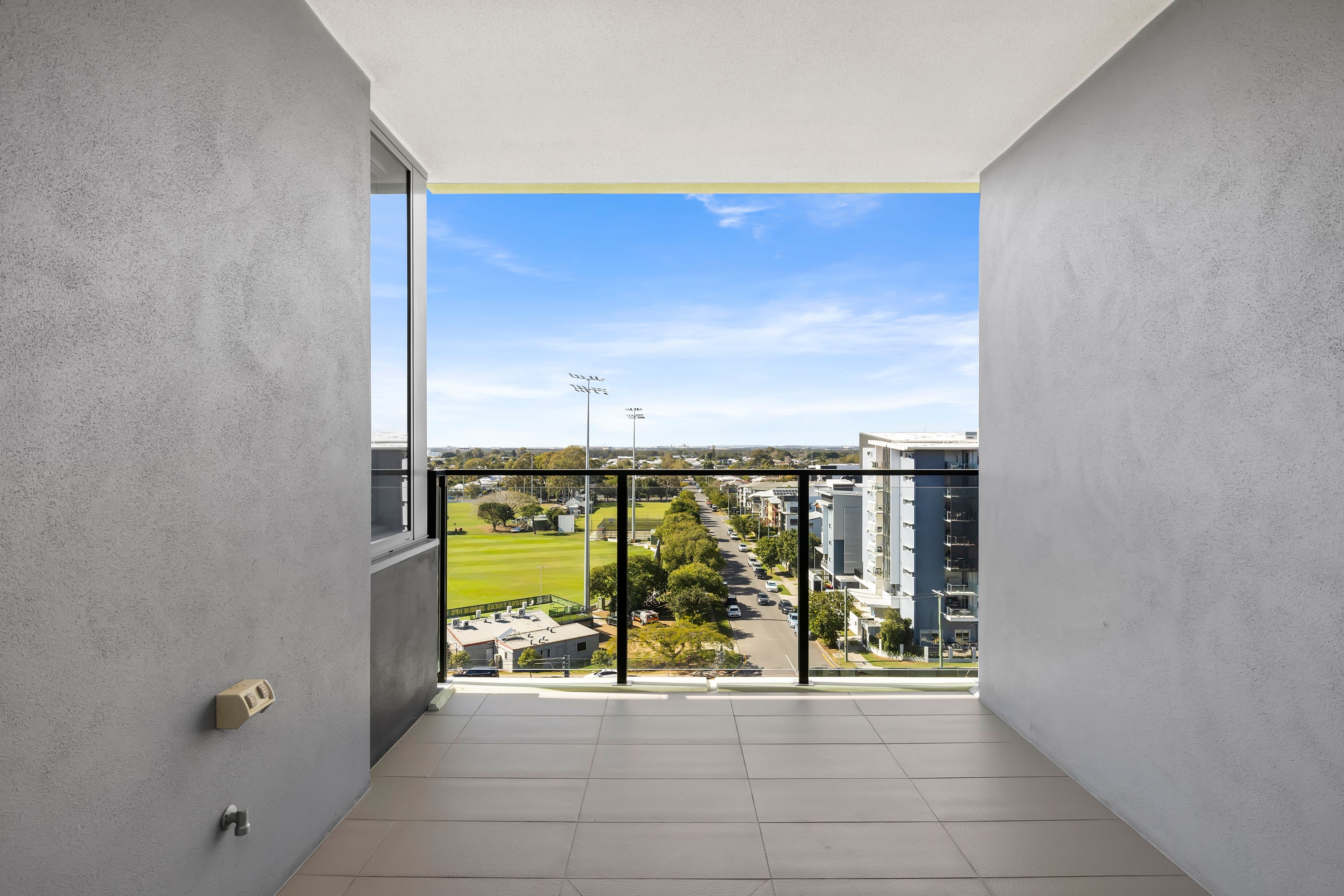 807/16 Aspinall Street — photo 6 of 14