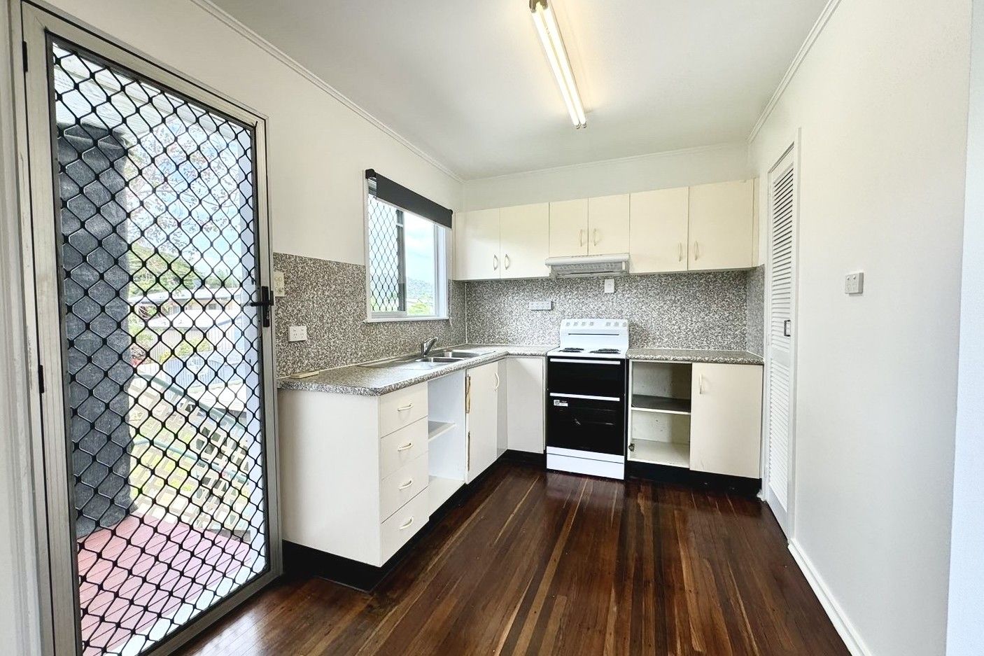 39 Clancy Street, Kirwan, QLD 4817