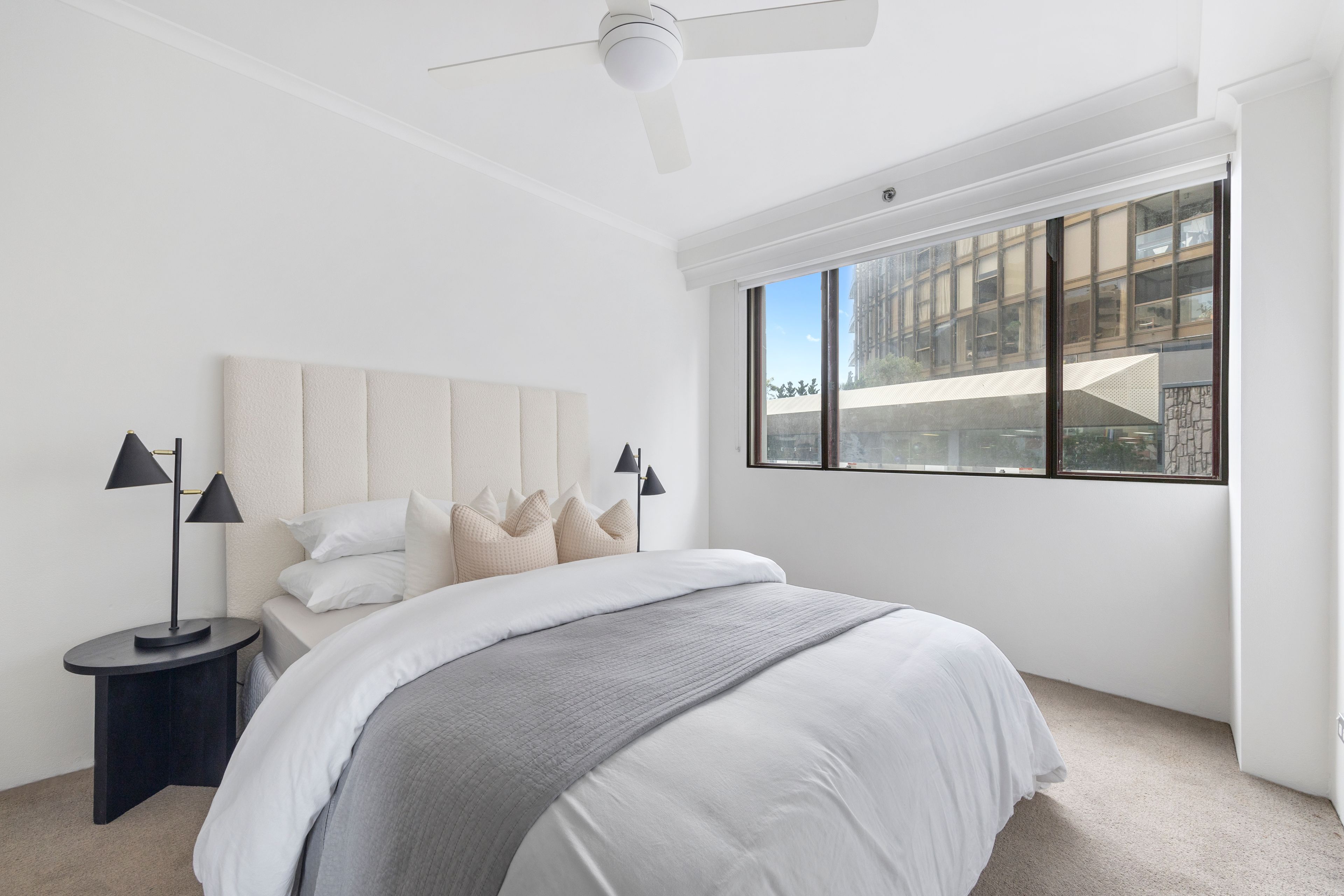 27/1-7 Pelican Street — photo 3 of 8