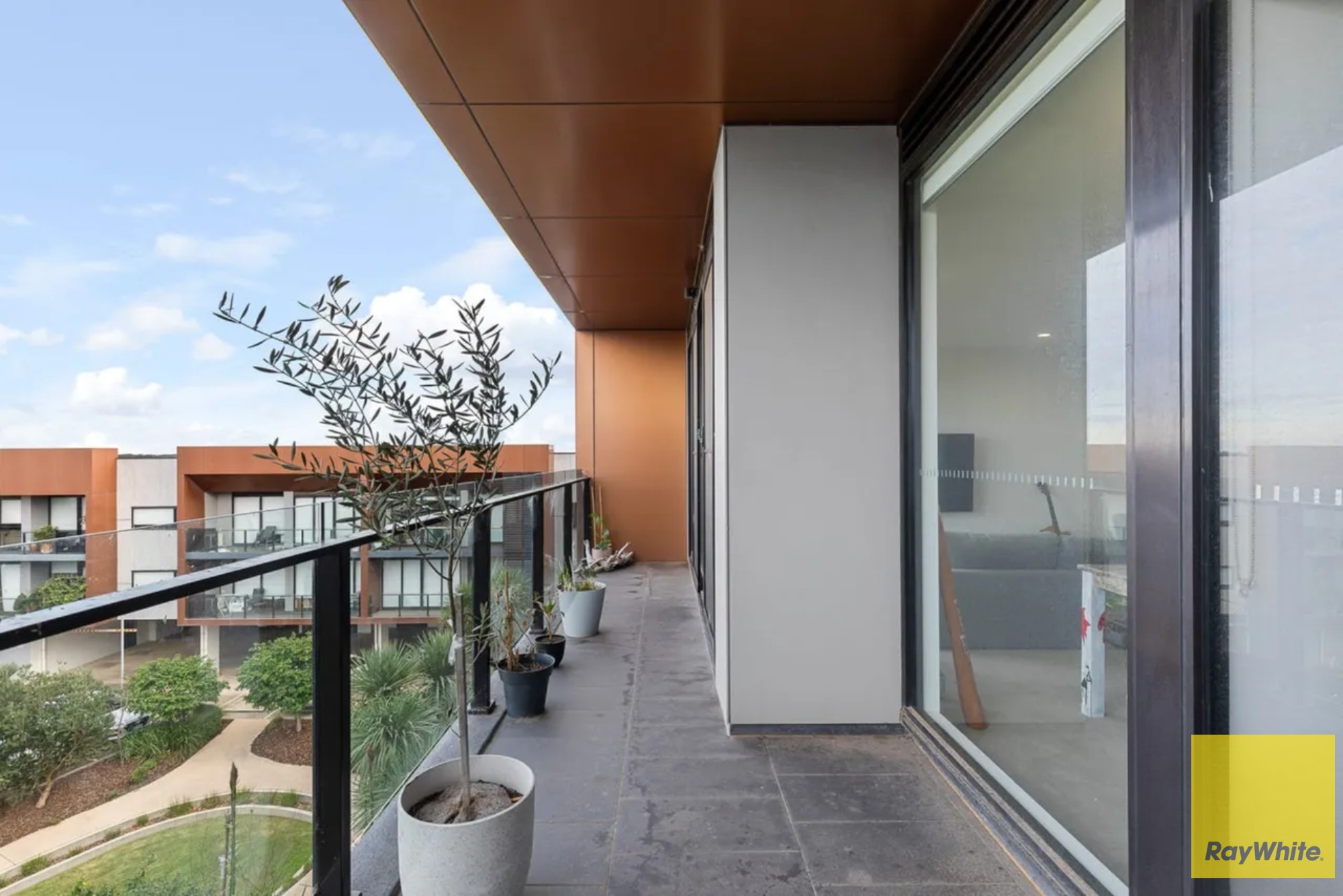 306/50 Catamaran Drive, Werribee South, VIC 3030
