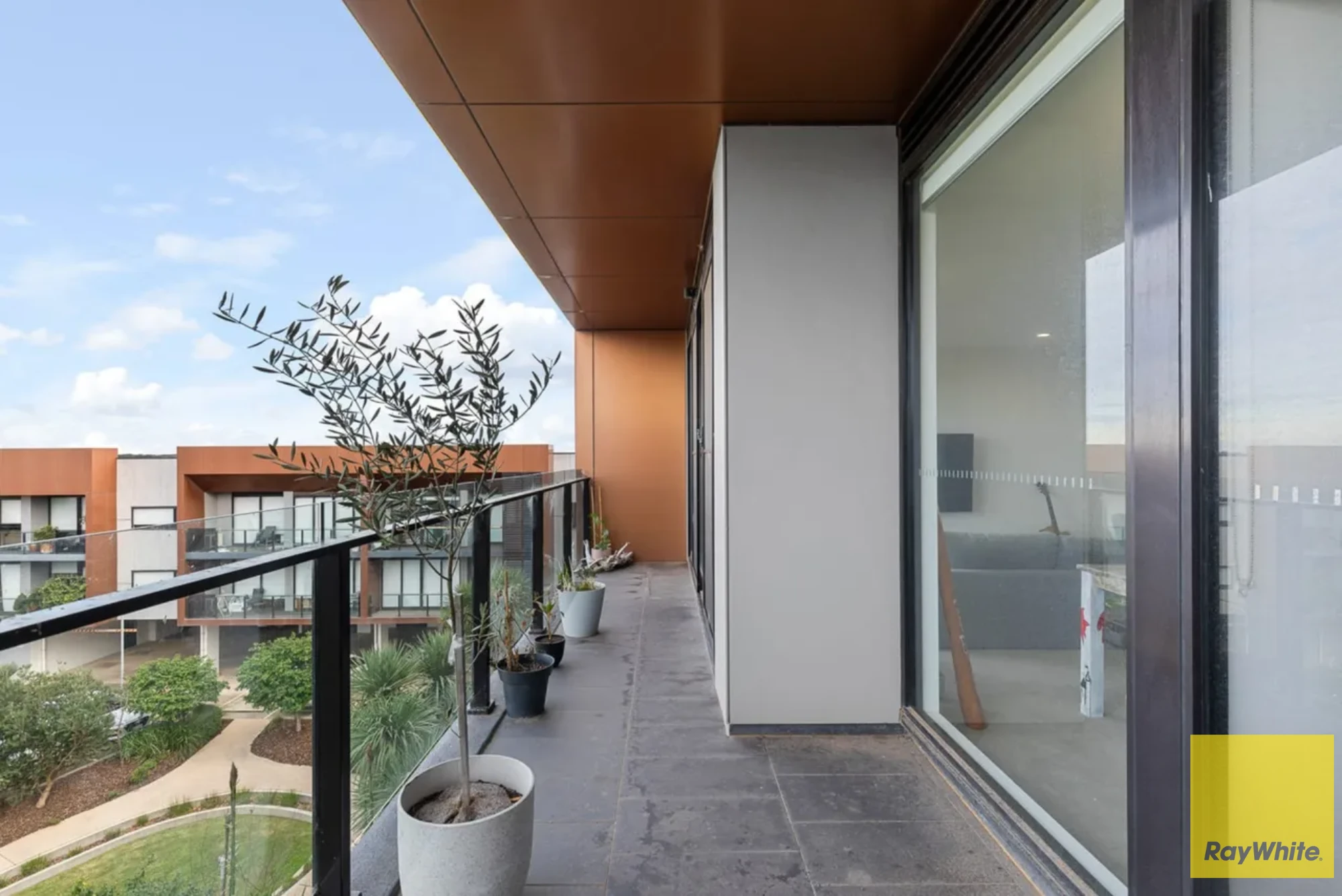 306/50 Catamaran Drive, Werribee South, VIC 3030