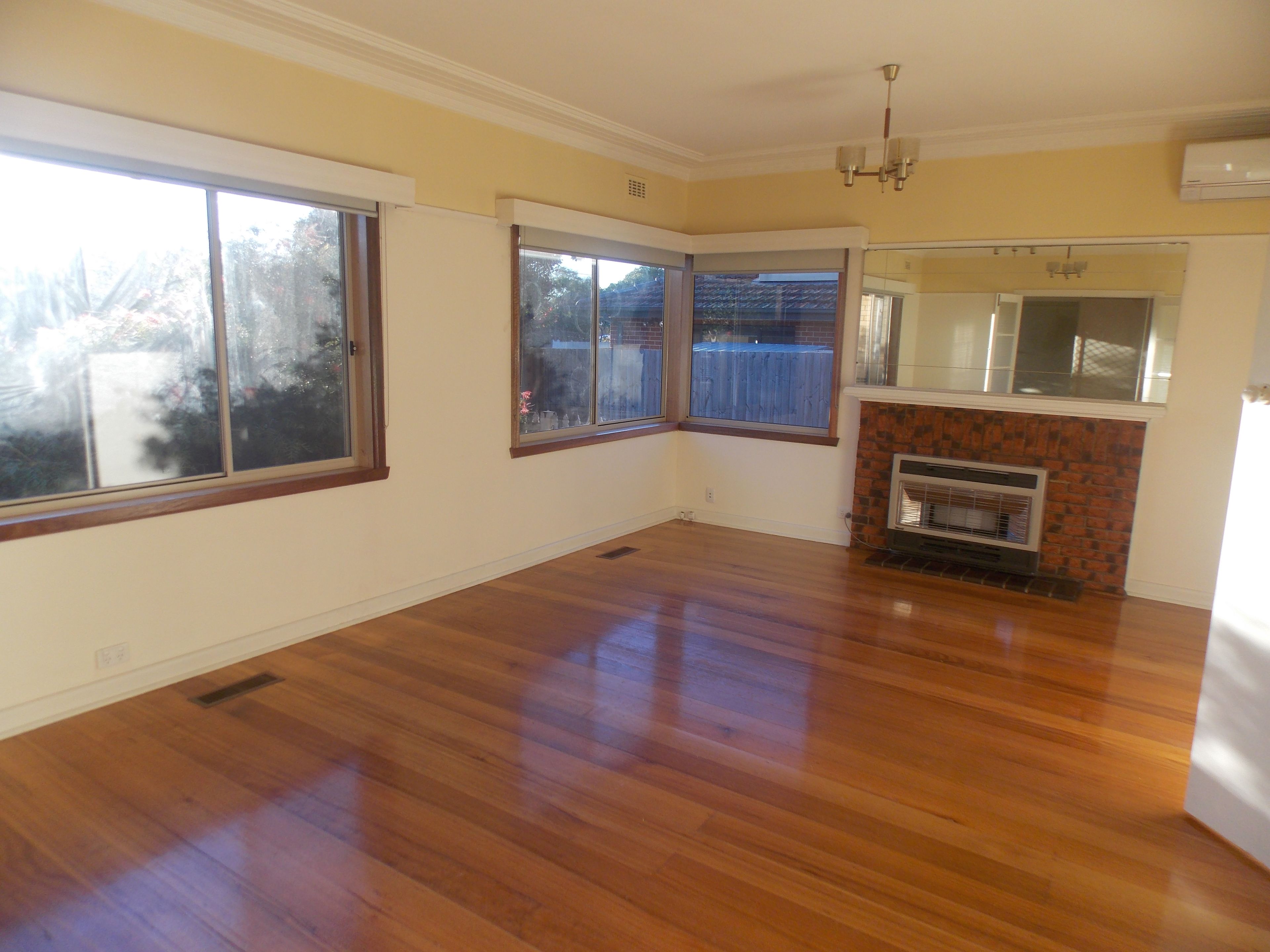 1/2 Windsor Avenue, Oakleigh South, VIC 3167