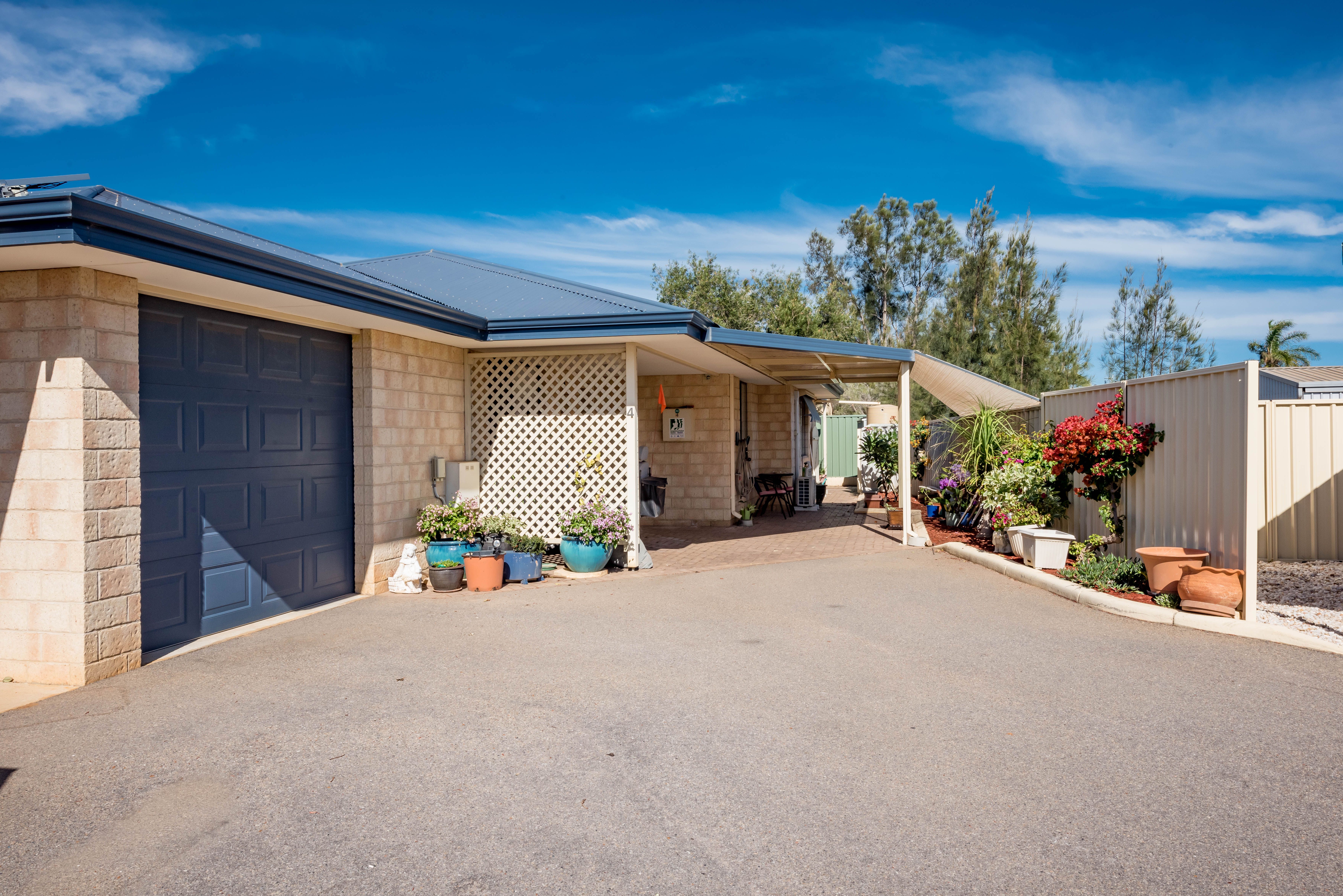 4/38 Crowtherton Street, Bluff Point, WA 6530