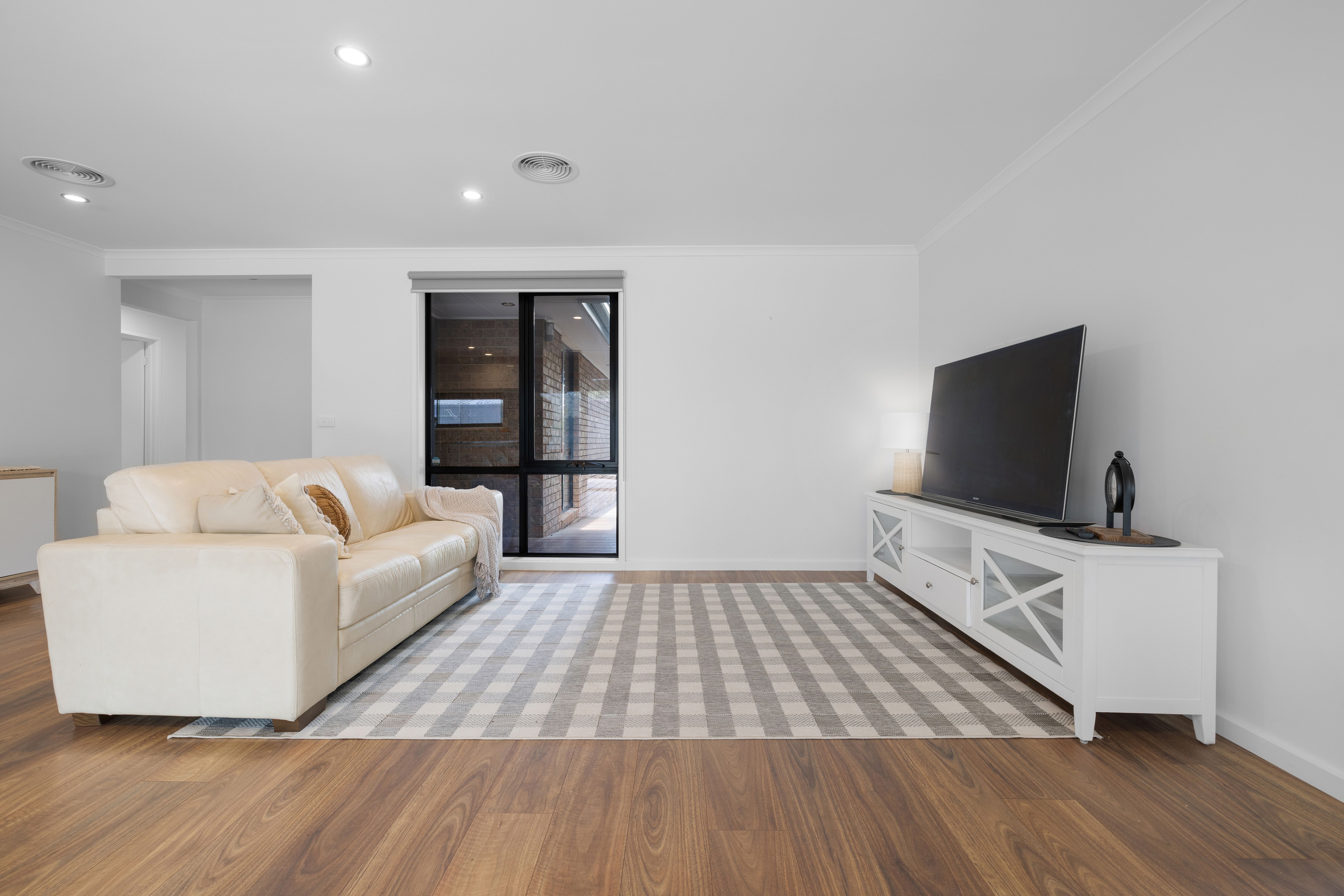 14 Shady Grove, Rowville, VIC 3178