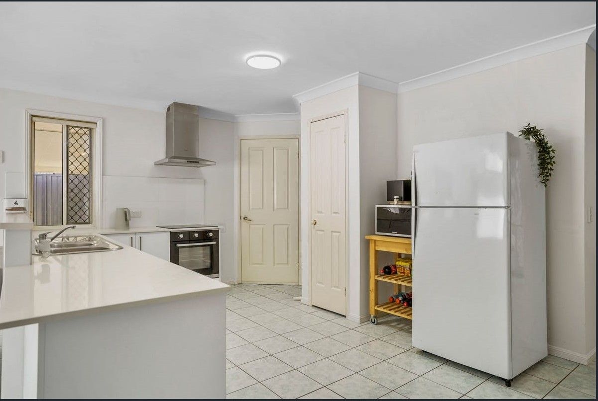 69 St James Street — photo 3 of 14