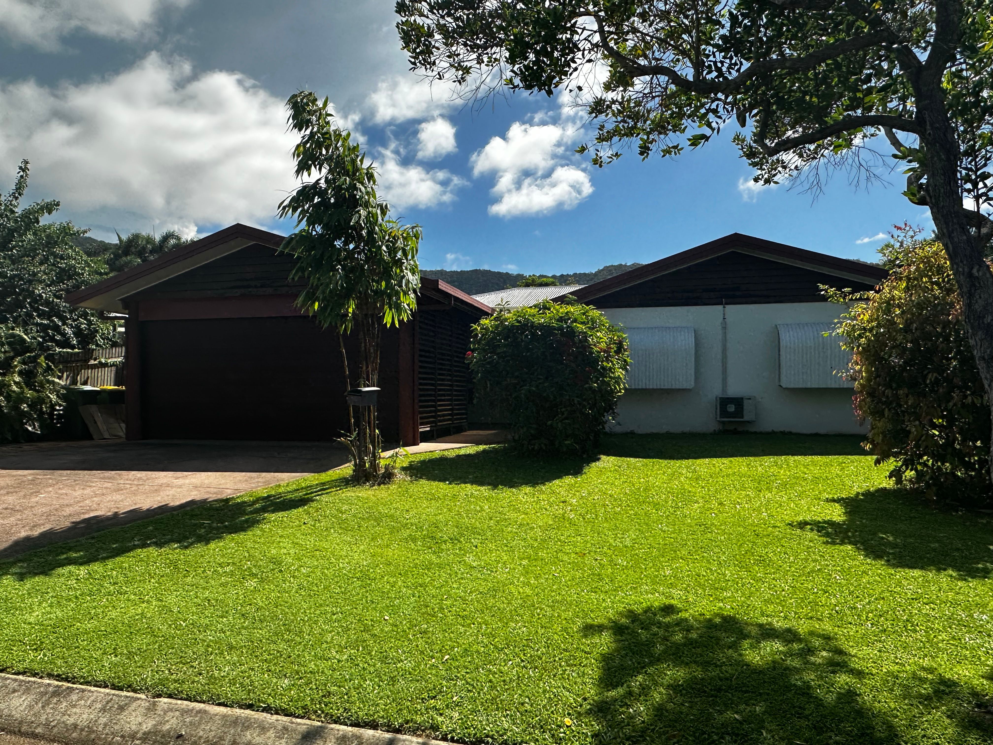 17 Isaac Smith Close, Kewarra Beach QLD 4879