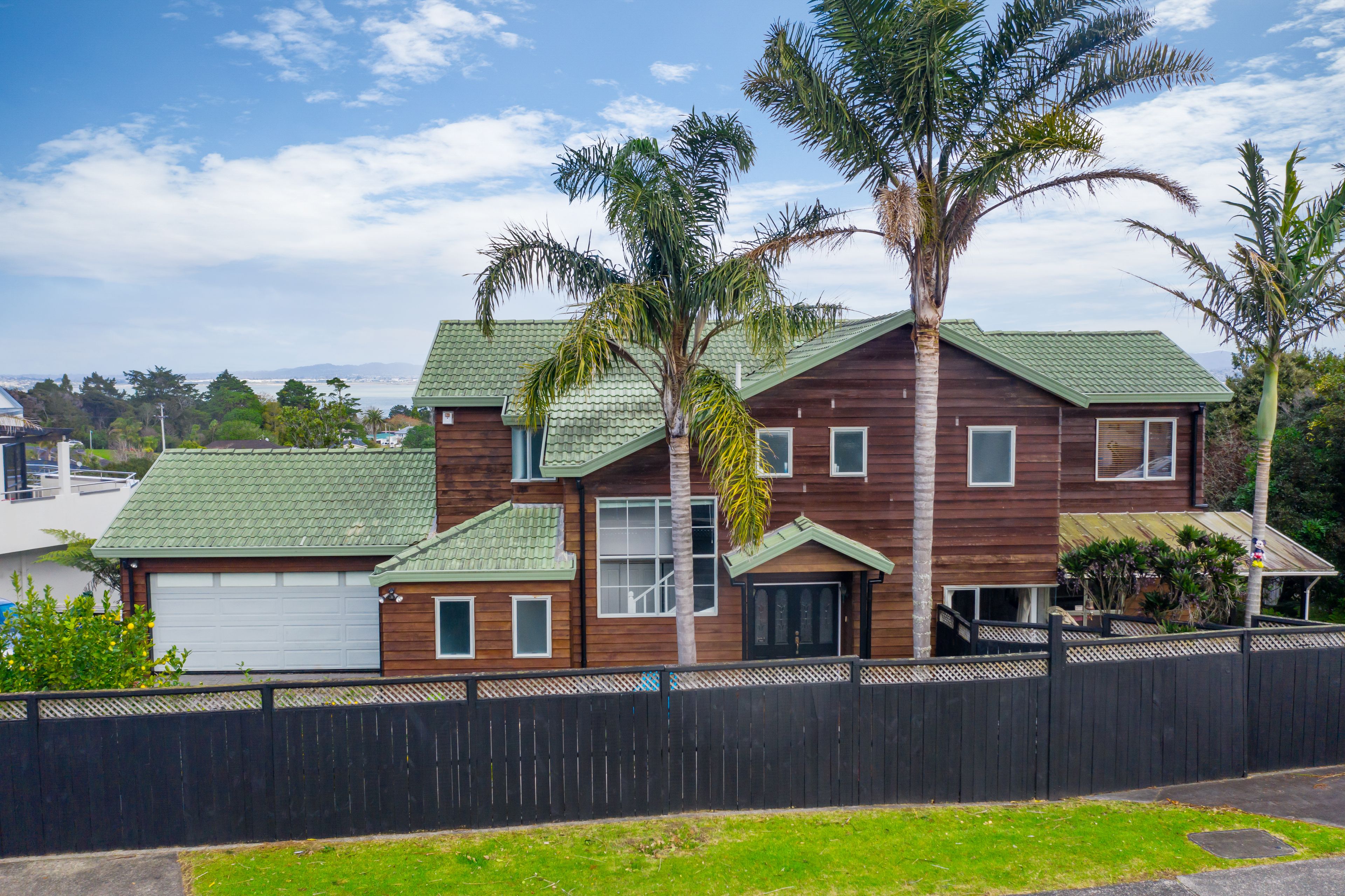 1/84 Rangatira Road, Beach Haven, North Shore City
