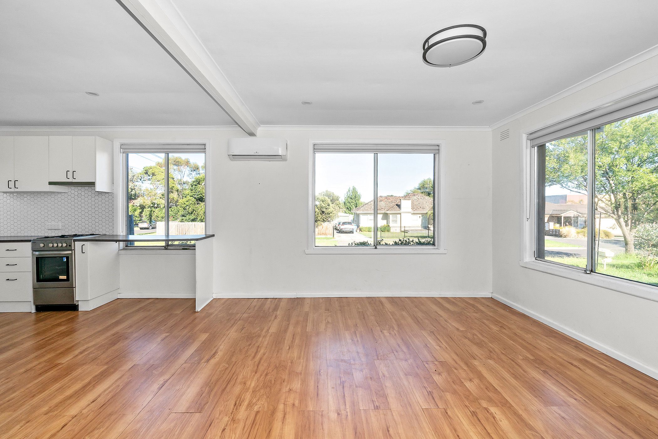 2/2-4 Gordon Street, Cranbourne, VIC 3977