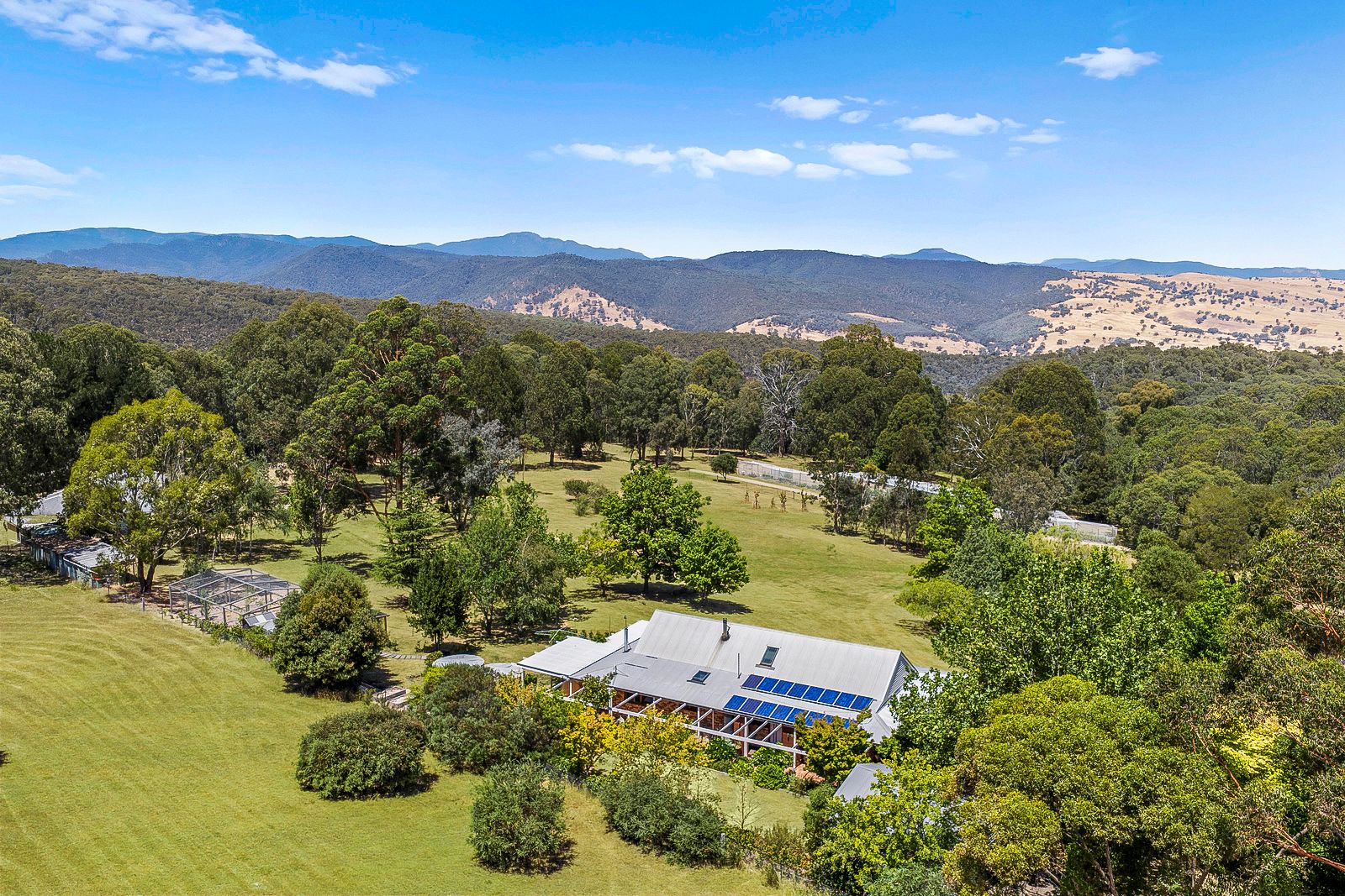 45 Bromfield Drive, Tolmie, VIC 3723