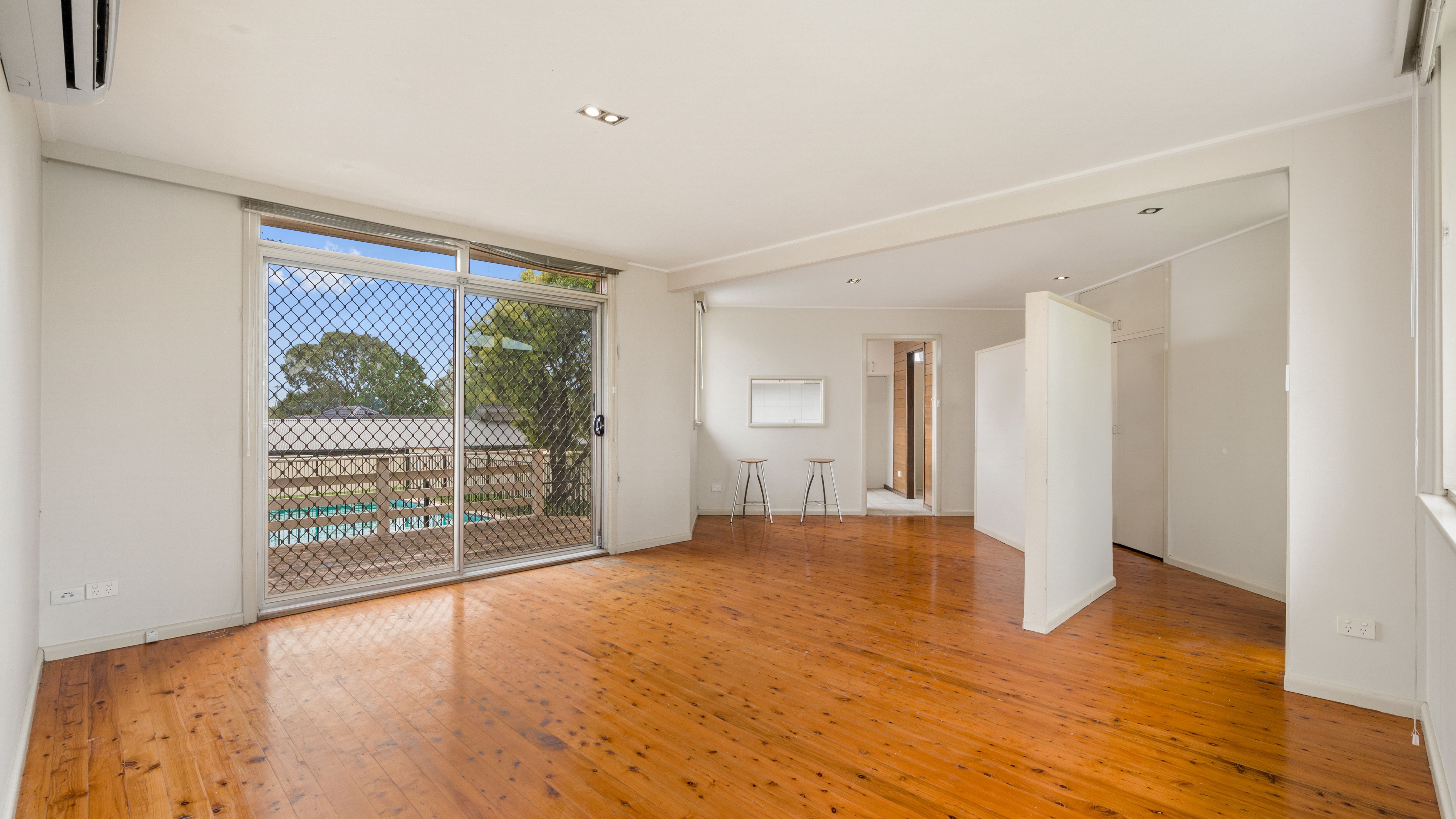9 Campbellfield Avenue, Bradbury, NSW 2560