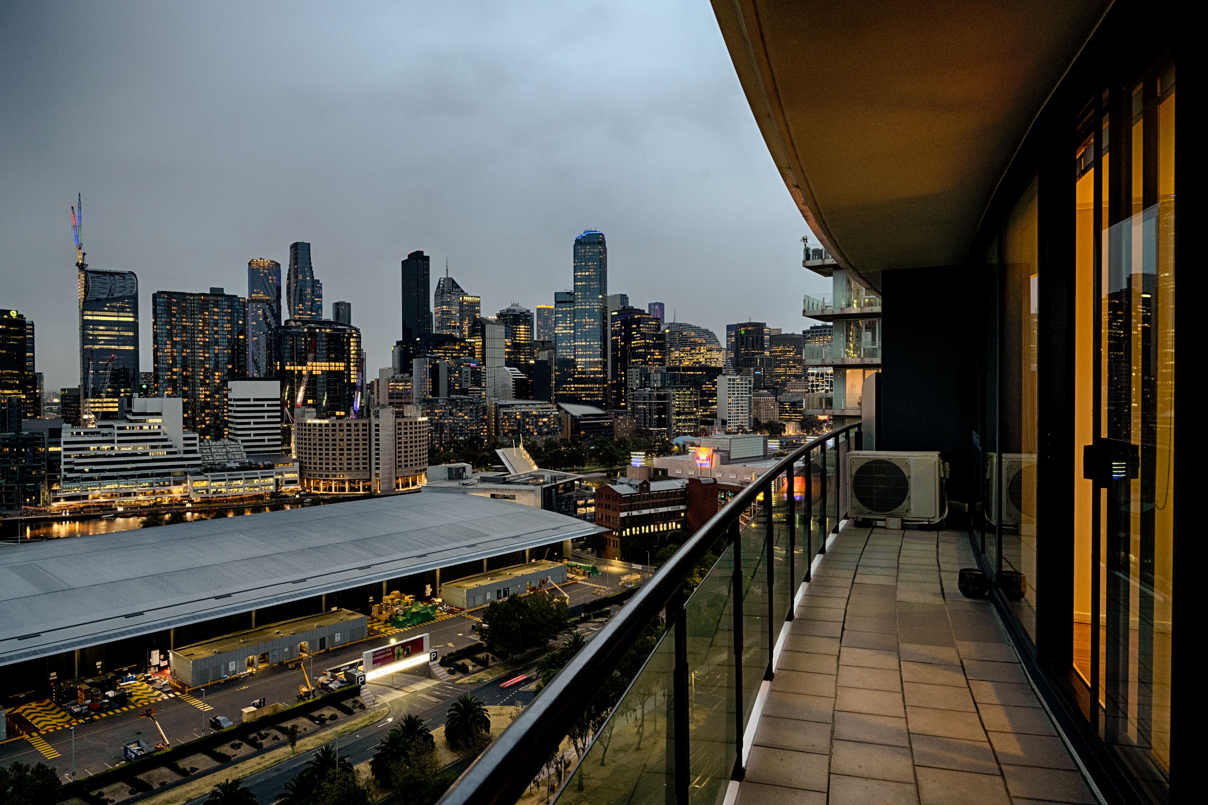 209/99 Whiteman Street, Southbank, VIC 3006