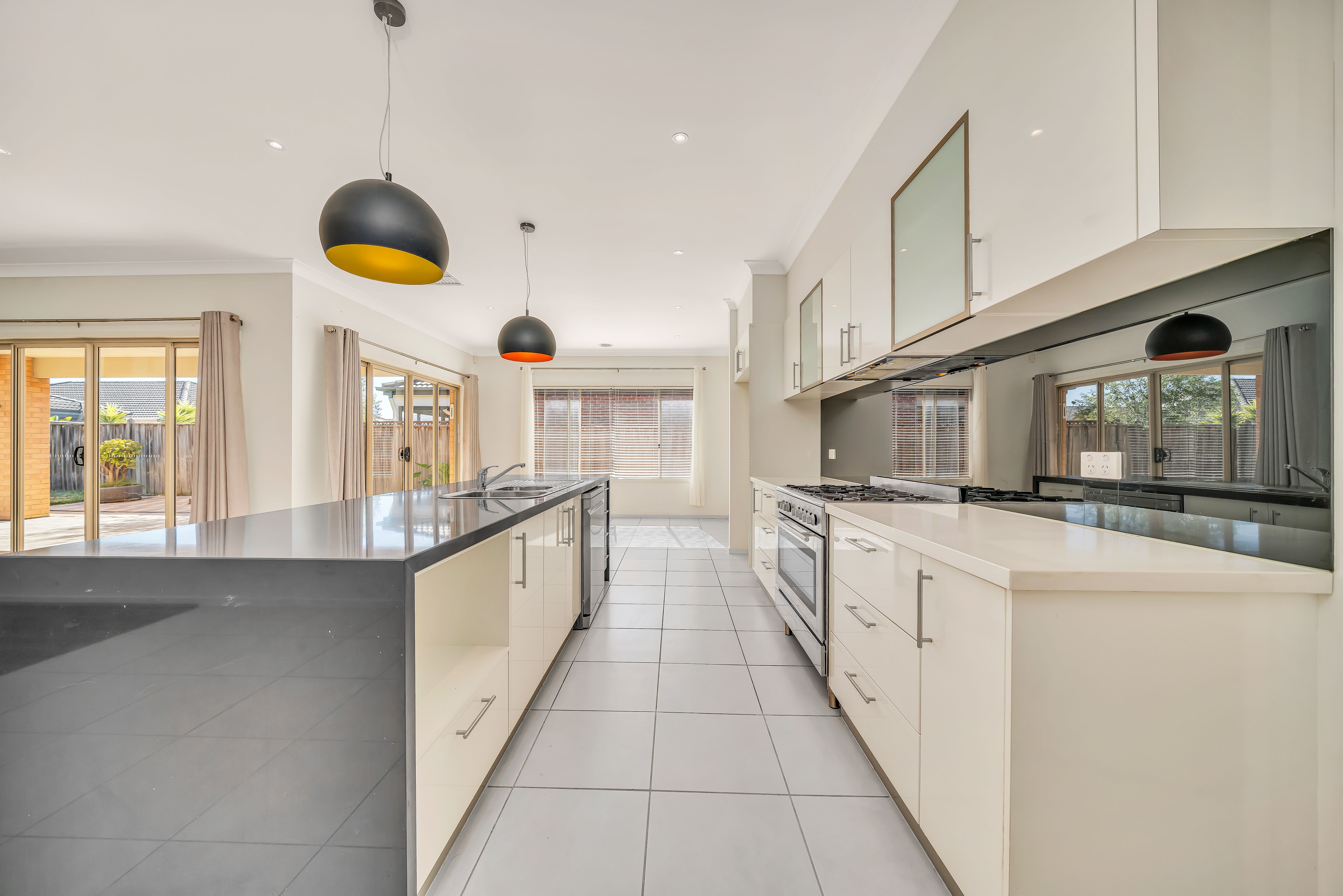 31 Gregson Grove, Lyndhurst, VIC 3975