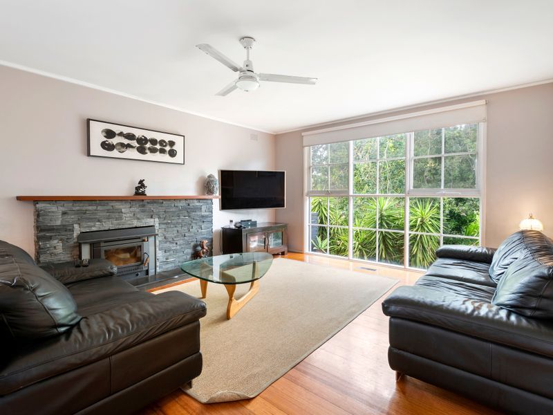 18 Karingal Drive, Frankston, VIC 3199