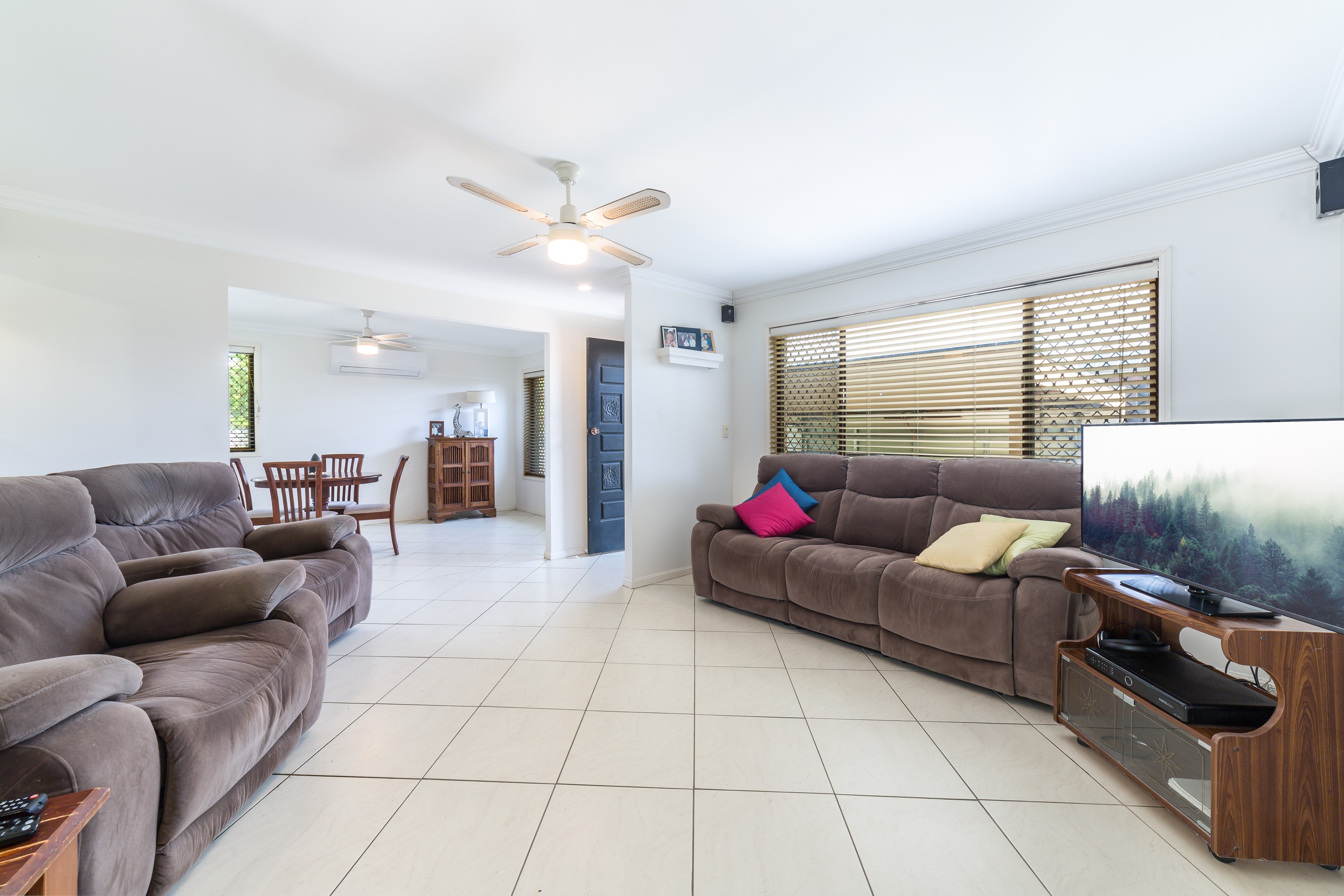 17 Luxor Street, Southport, QLD 4215
