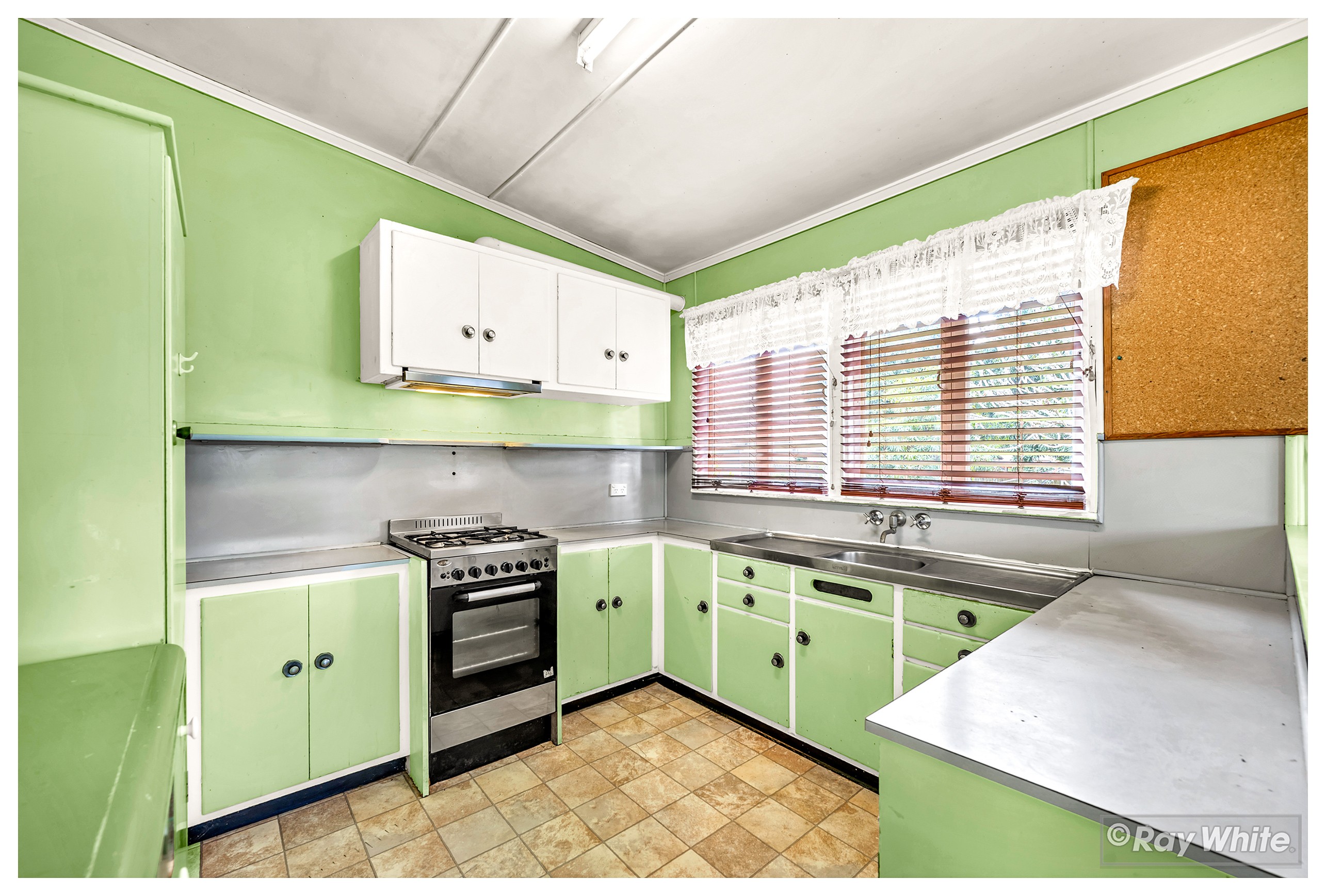 14 Separation Street, Allenstown, QLD 4700